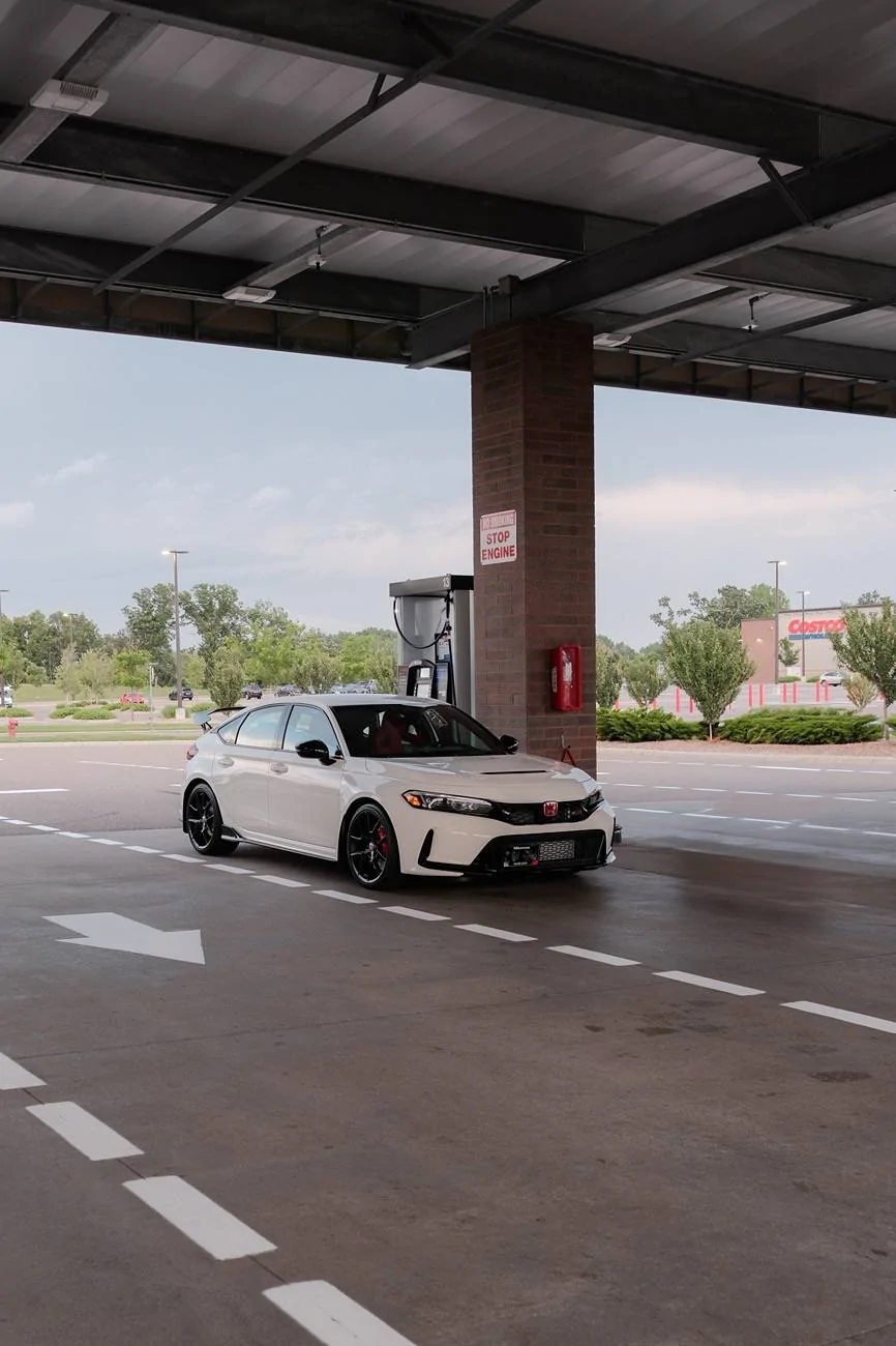 11th Gen Honda Civic Official CHAMPIONSHIP WHITE FL5 Type R Photos Thread DSCF4084