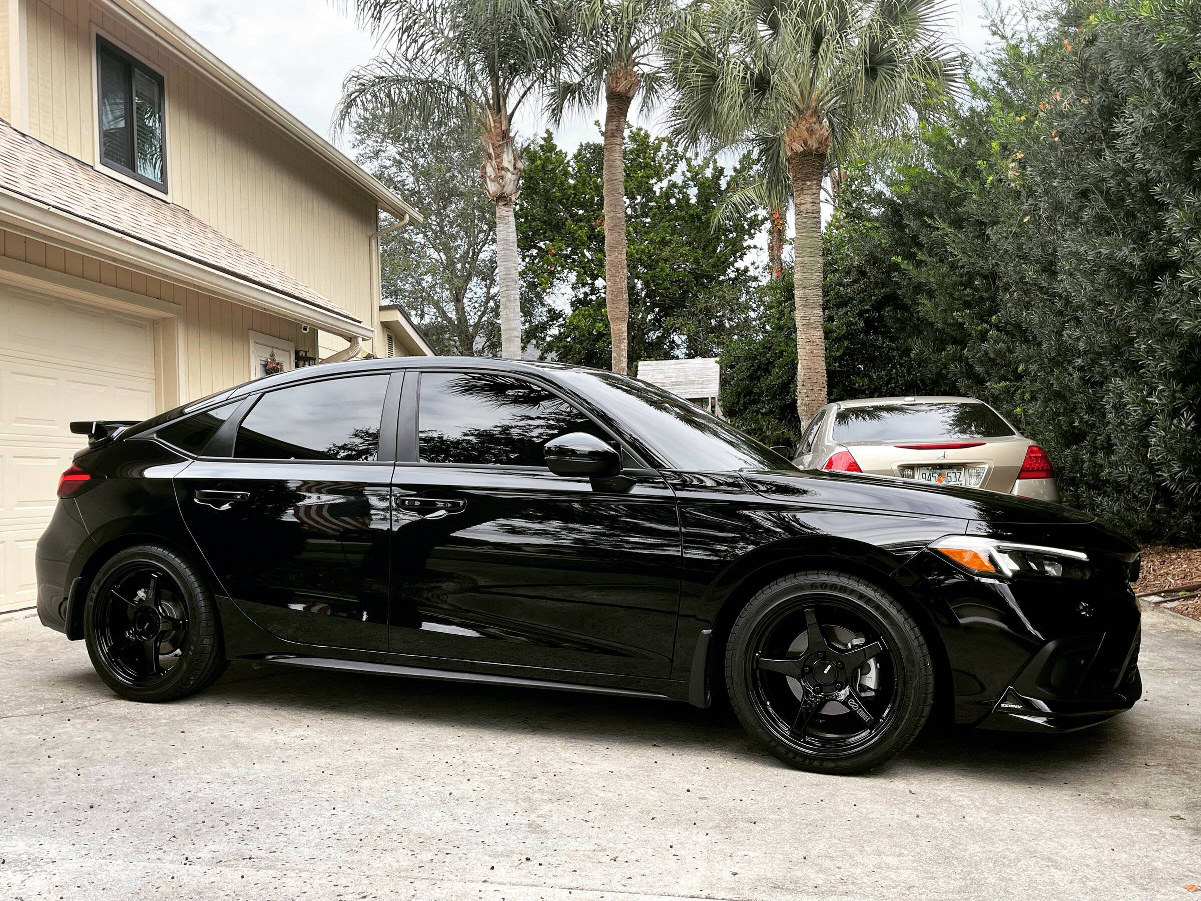 11th Gen Honda Civic Official CRYSTAL BLACK 2022+ 11th Gen Civic & Si Thread E2EB8899-DCAE-4F10-B834-046677F1E0EA