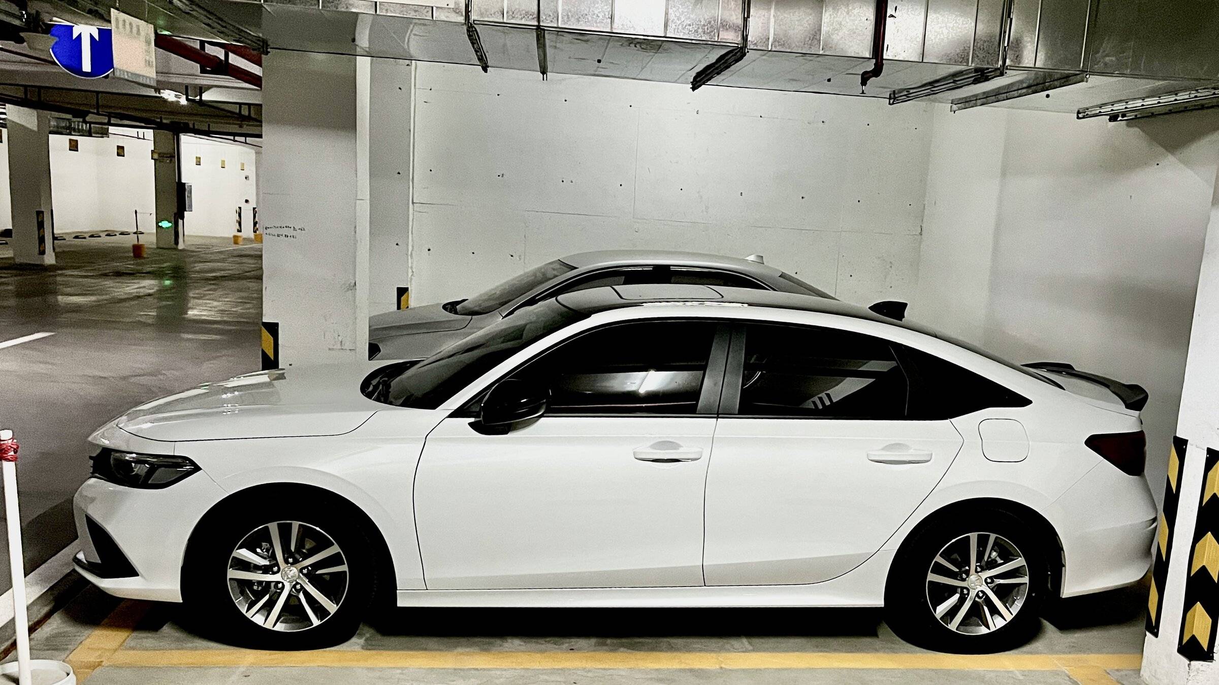 11th Gen Honda Civic Hi everyone, I'm from China and I want to share my Civic e95b9342ad640b73af86583da965cd4