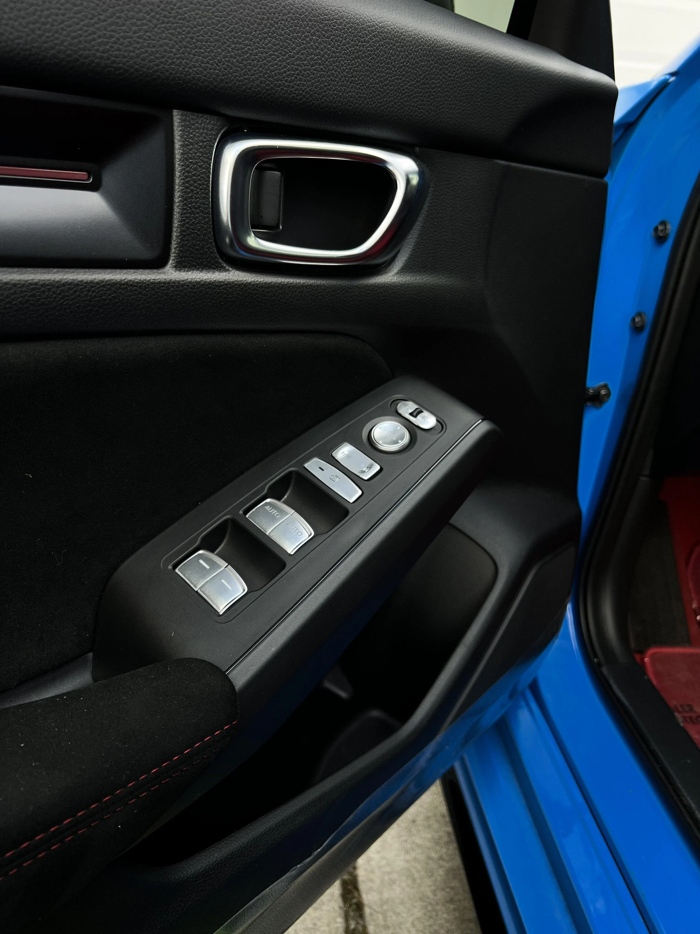 11th Gen Honda Civic Metal buttons everywhere! F67EE7AA-07C7-492B-BA45-DD8D11ED2CA8