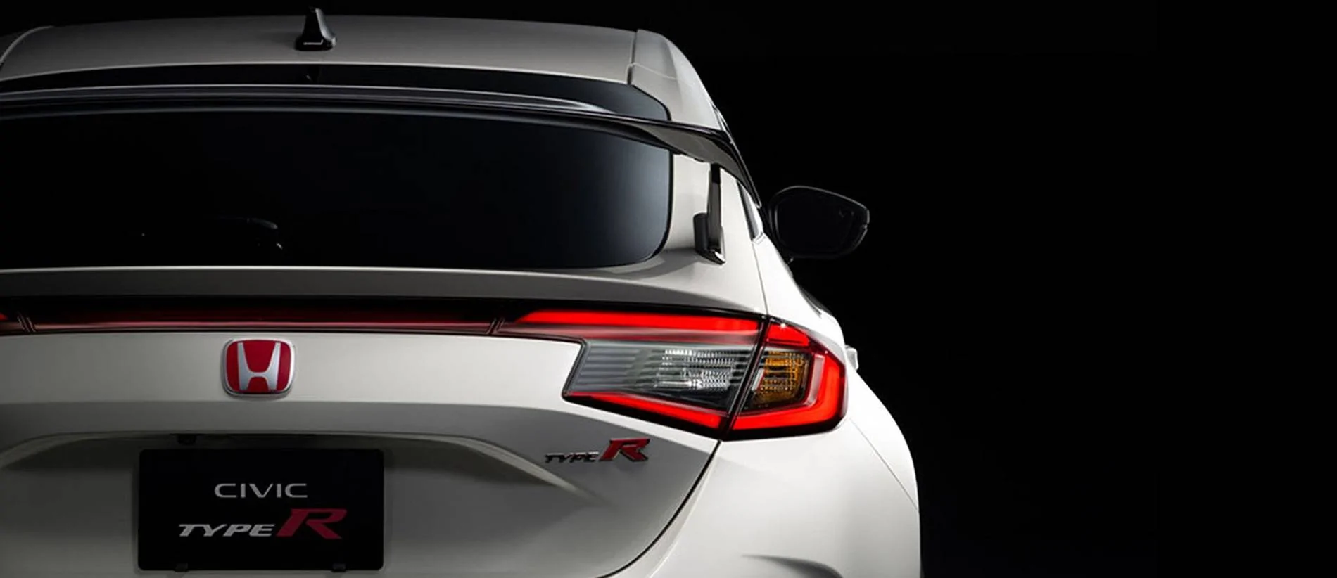 11th Gen Honda Civic Infotainment Clock Wallpaper Images FL5_Styling_4