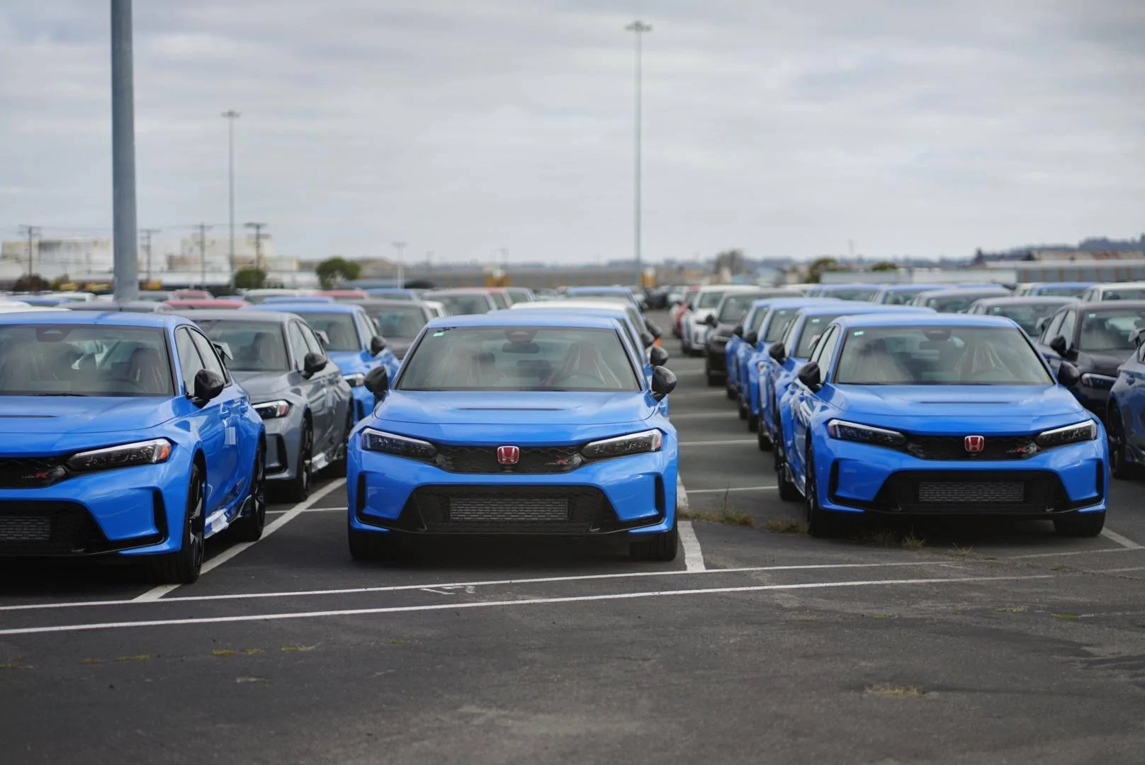 11th Gen Honda Civic Official BOOST BLUE FL5 Type R Photos Thread fmxv858jufr91-jpg