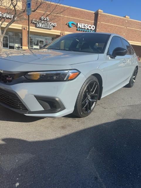 11th Gen Honda Civic 23' Si Build so far, maybe some useful info front drivers stock