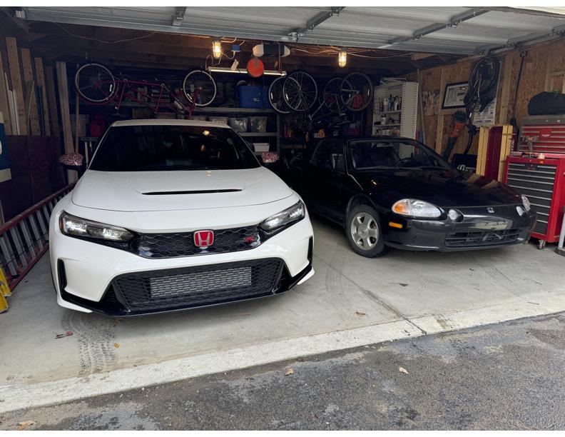  Garage Pic.jpg