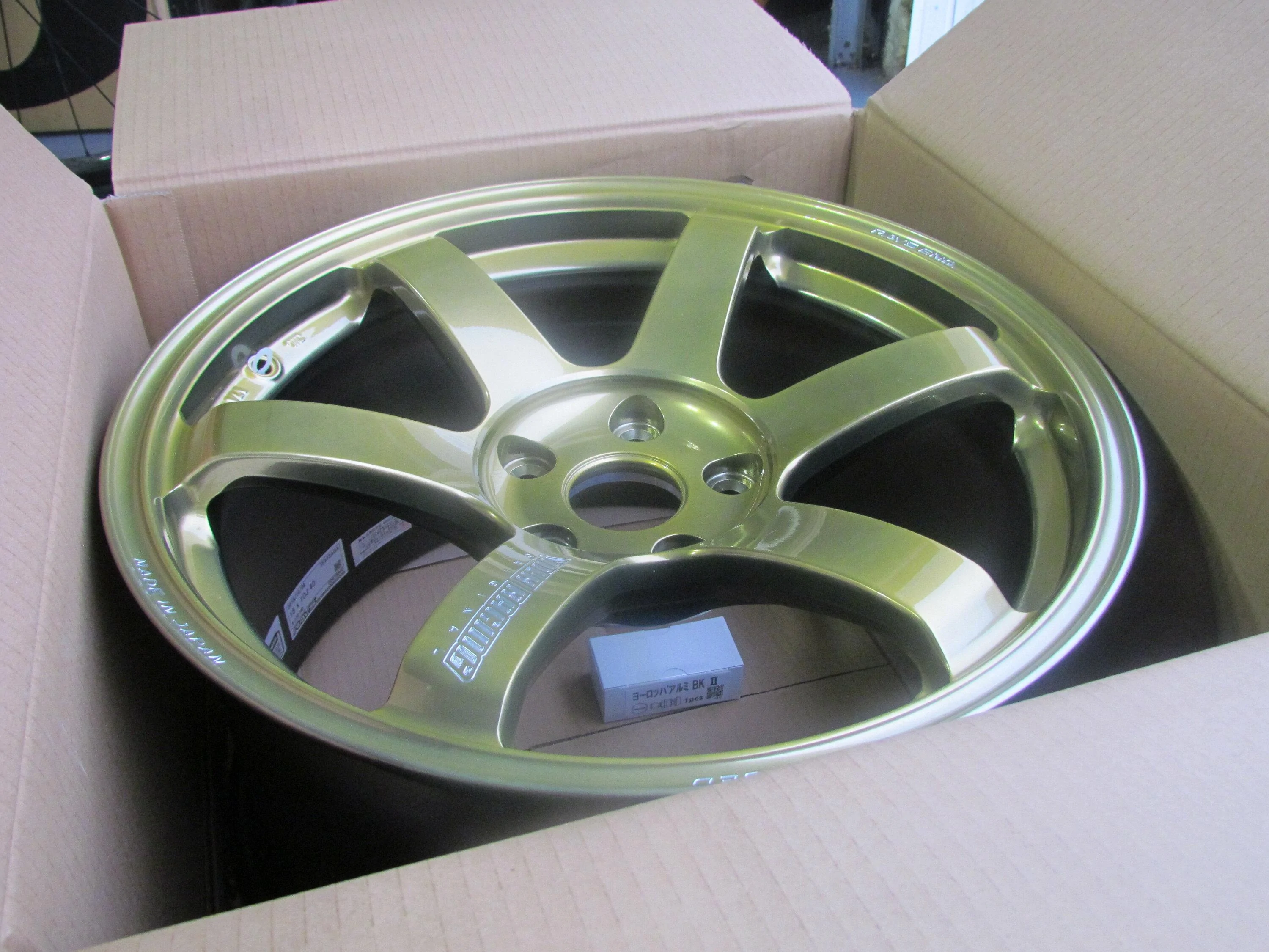 11th Gen Honda Civic SOLD: BNIB TE37 Saga 18x10 +40 (Face 4) 5x120  Hyper Gold ?hash=c9914461afff2ce3dbcbef8a3af59886