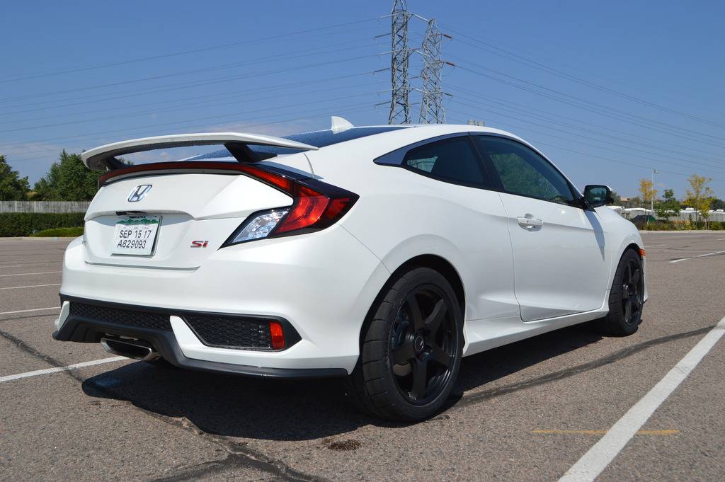 11th Gen Honda Civic Edge Autosport 2017 Civic Si Build Honda%20Civic%20Si%202017%20SSR%20Wheels%20and%20Kumho%20Tires%205_zpsuepyrgj6