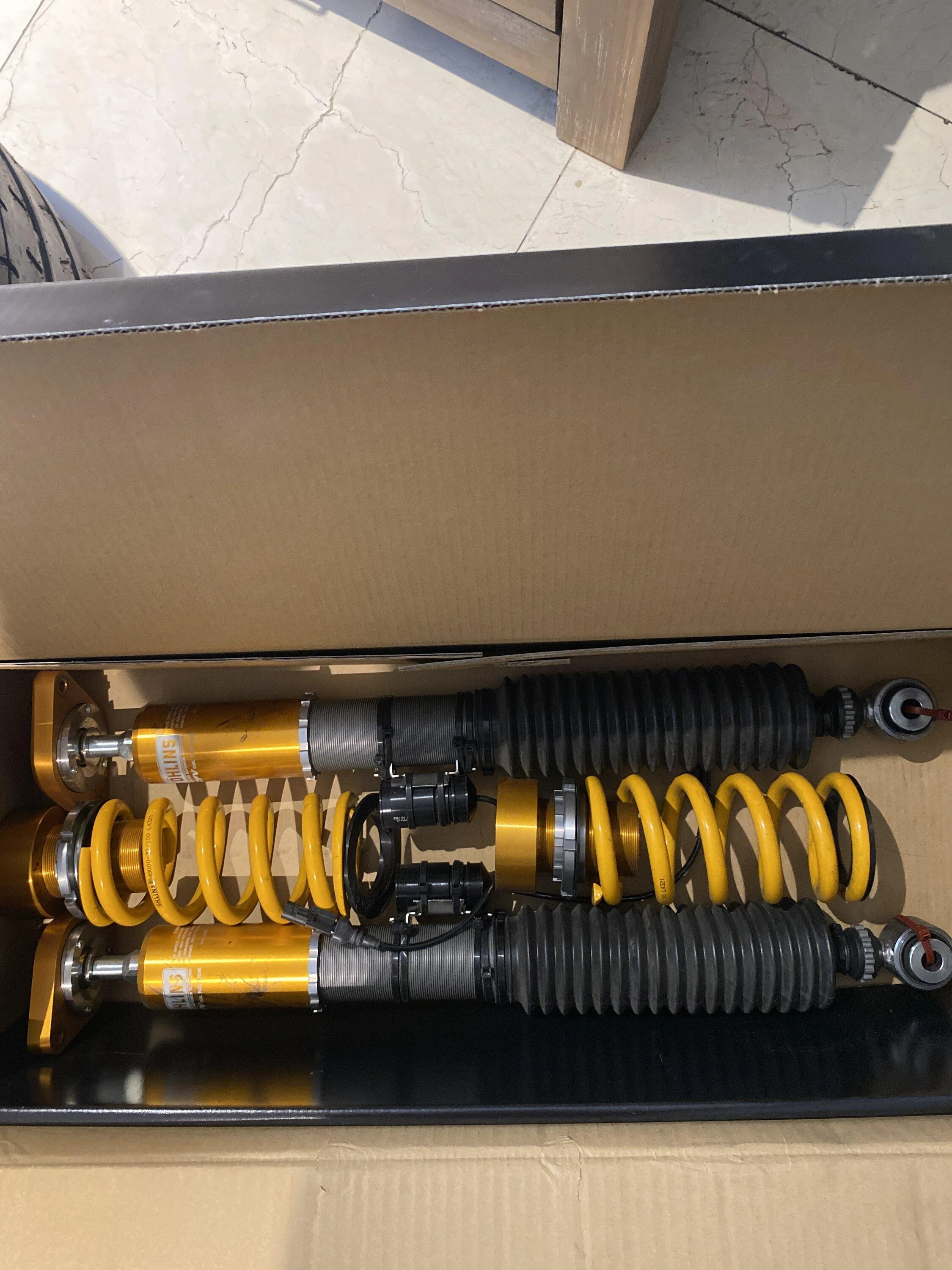 11th Gen Honda Civic SOLD FL5/FK8 Ohlins DFV Coilovers/Cancellation kit. With Sake bomb camber/caster plates and rear top hats. imag