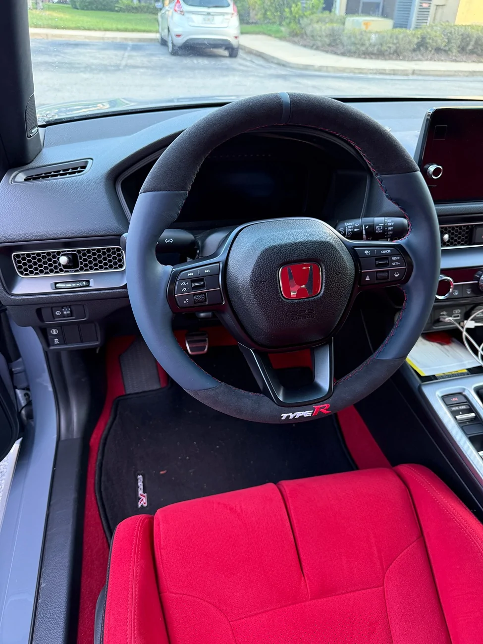 11th Gen Honda Civic Post your customized interior IMG_0010