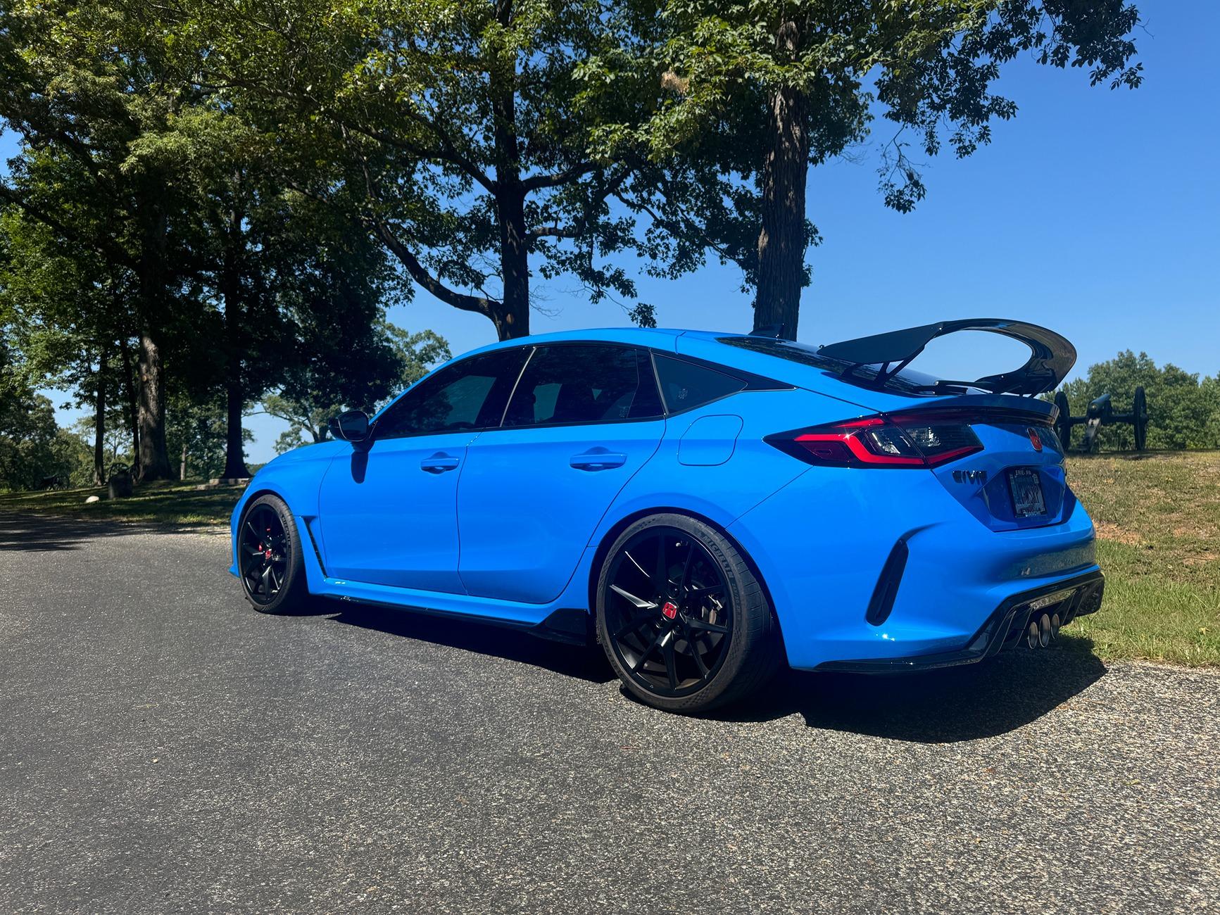 11th Gen Honda Civic Spoon Sports Springs Installed on FL5 w/ 25mm R + 20mm F Spacers IMG_0101.JPG
