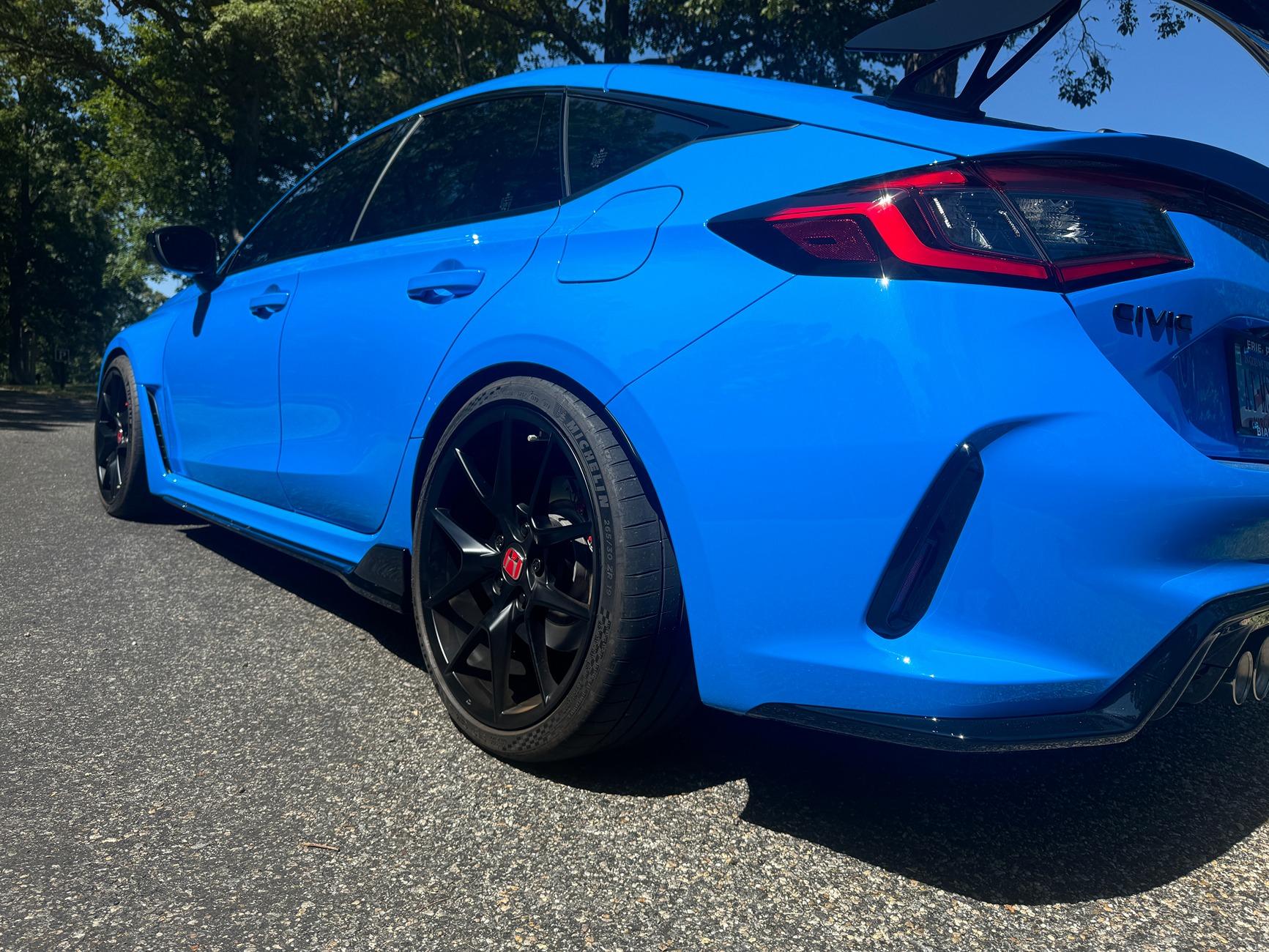 11th Gen Honda Civic Spoon Sports Springs Installed on FL5 w/ 25mm R + 20mm F Spacers IMG_0107.JPG