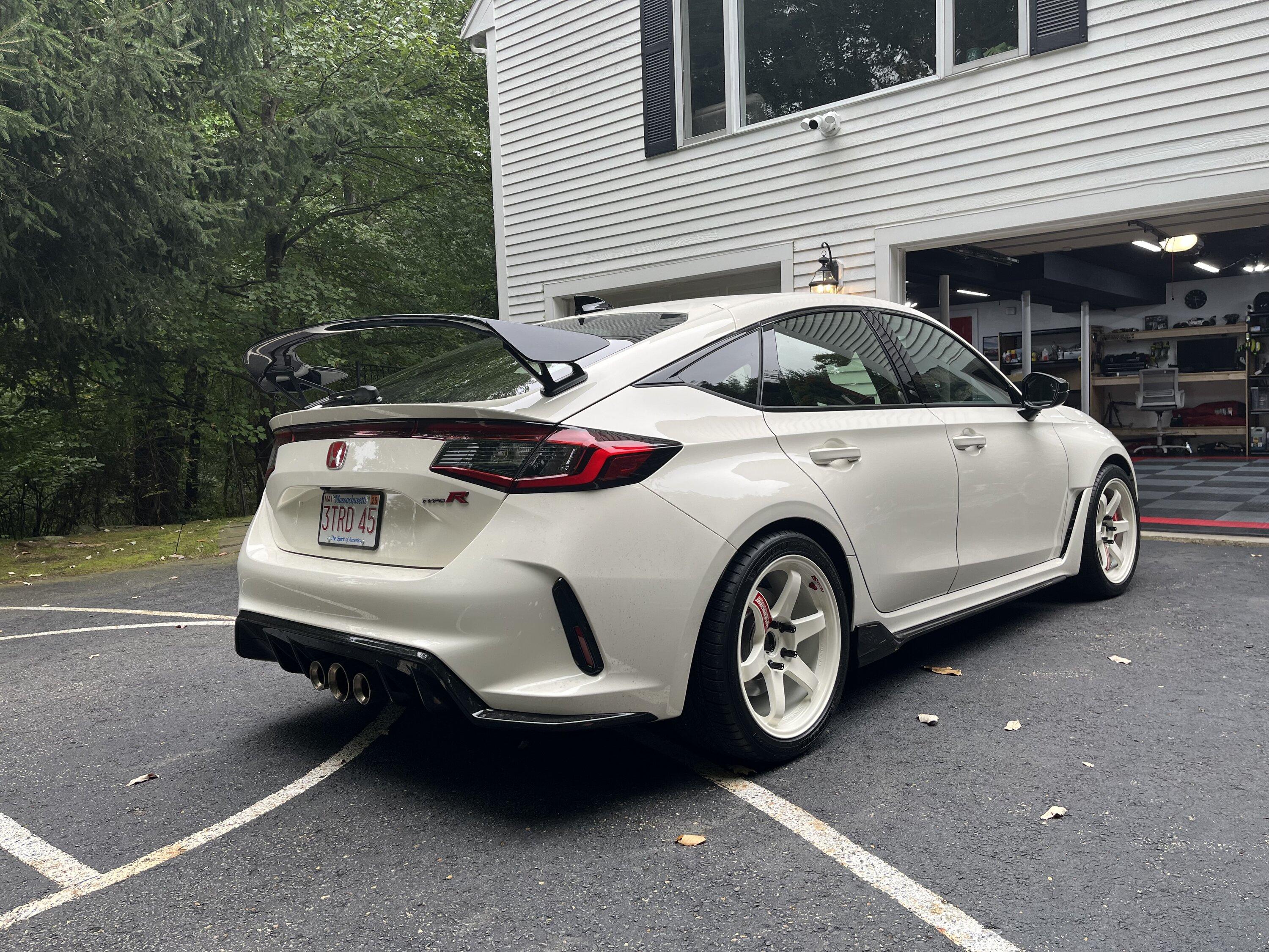 11th Gen Honda Civic Official Wheel Fitment Thread for 11th Gen FL5 Civic Type R IMG_0110