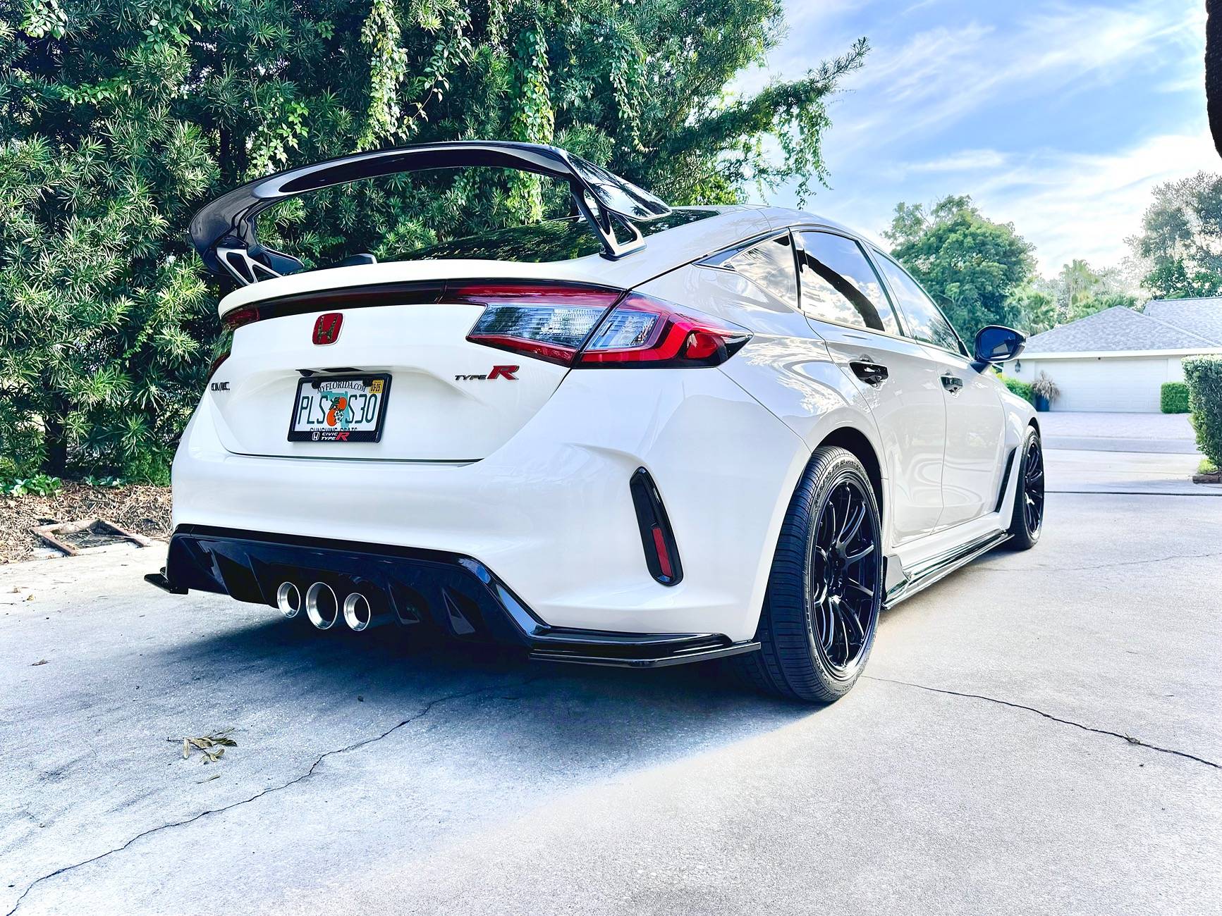 11th Gen Honda Civic 2023 Championship White FL5 - “Candy” aka Bad Panda IMG_0285