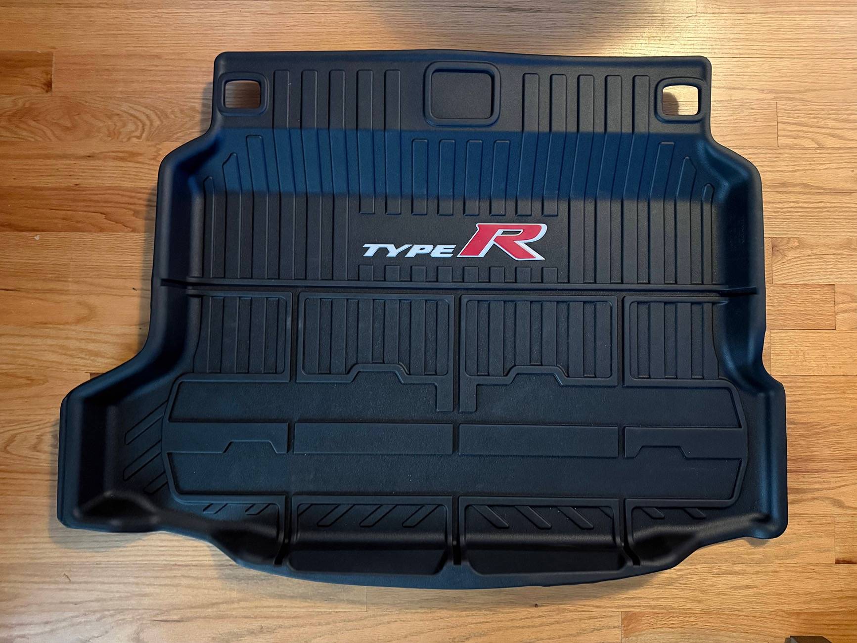 11th Gen Honda Civic FS: Cargo Tray & Floor Mats IMG_0286