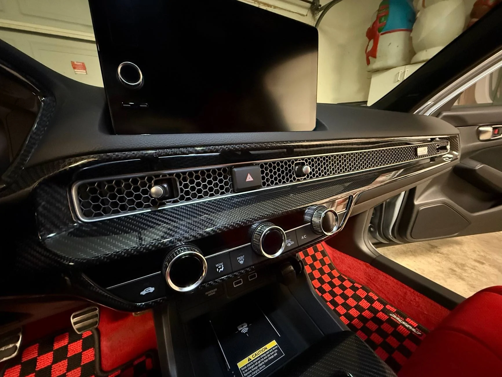 11th Gen Honda Civic Create Carbon IMG_0327