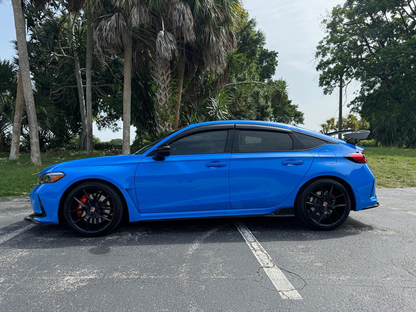 11th Gen Honda Civic L1SYC's Boost Blue Pearl FL5-R #24965 IMG_0355