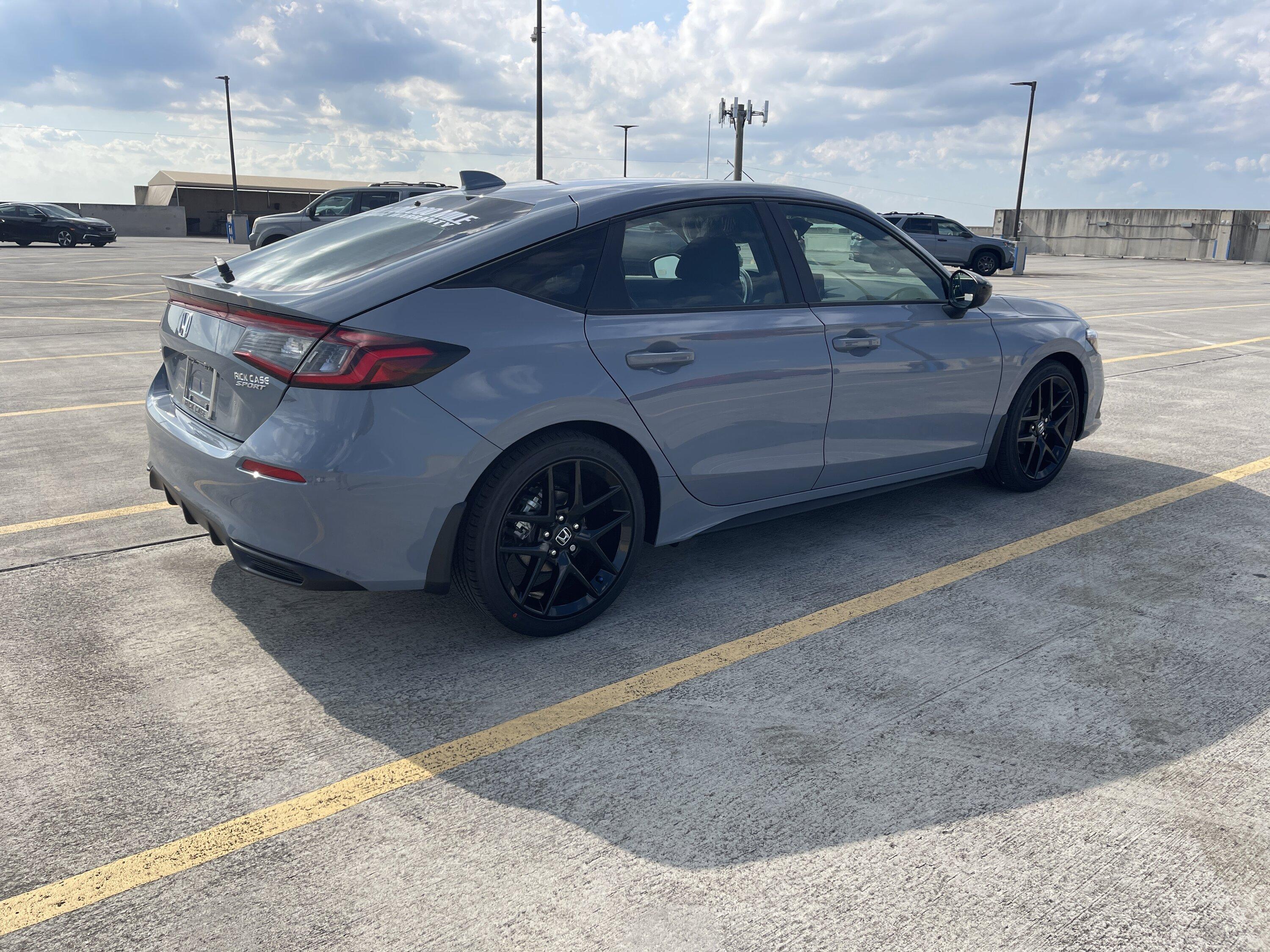 11th Gen Honda Civic 2023 Civic Sport Hatchback 6spd. IMG_0400