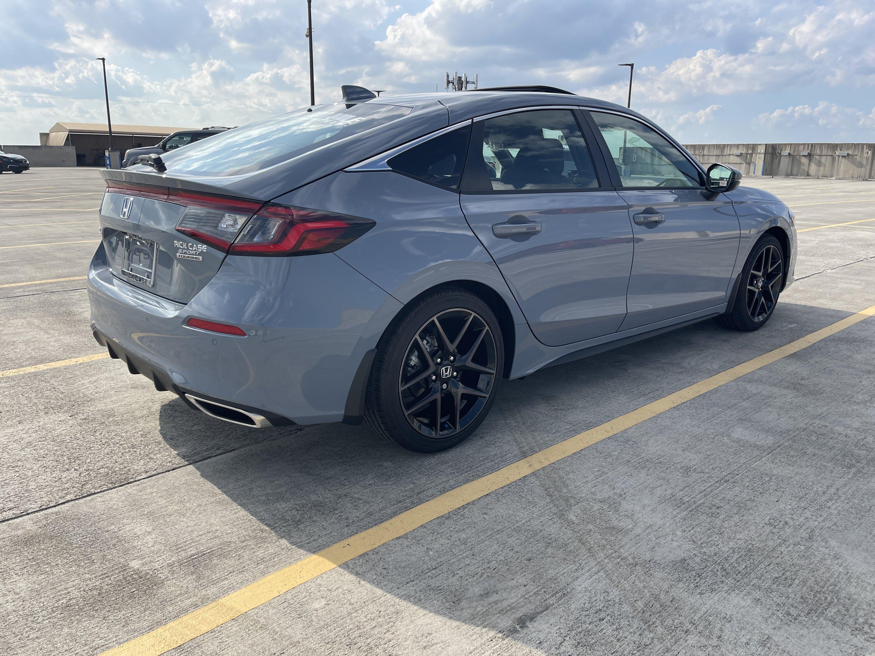 11th Gen Honda Civic 2024 Civic Sport Touring Hatchback 6spd IMG_0424