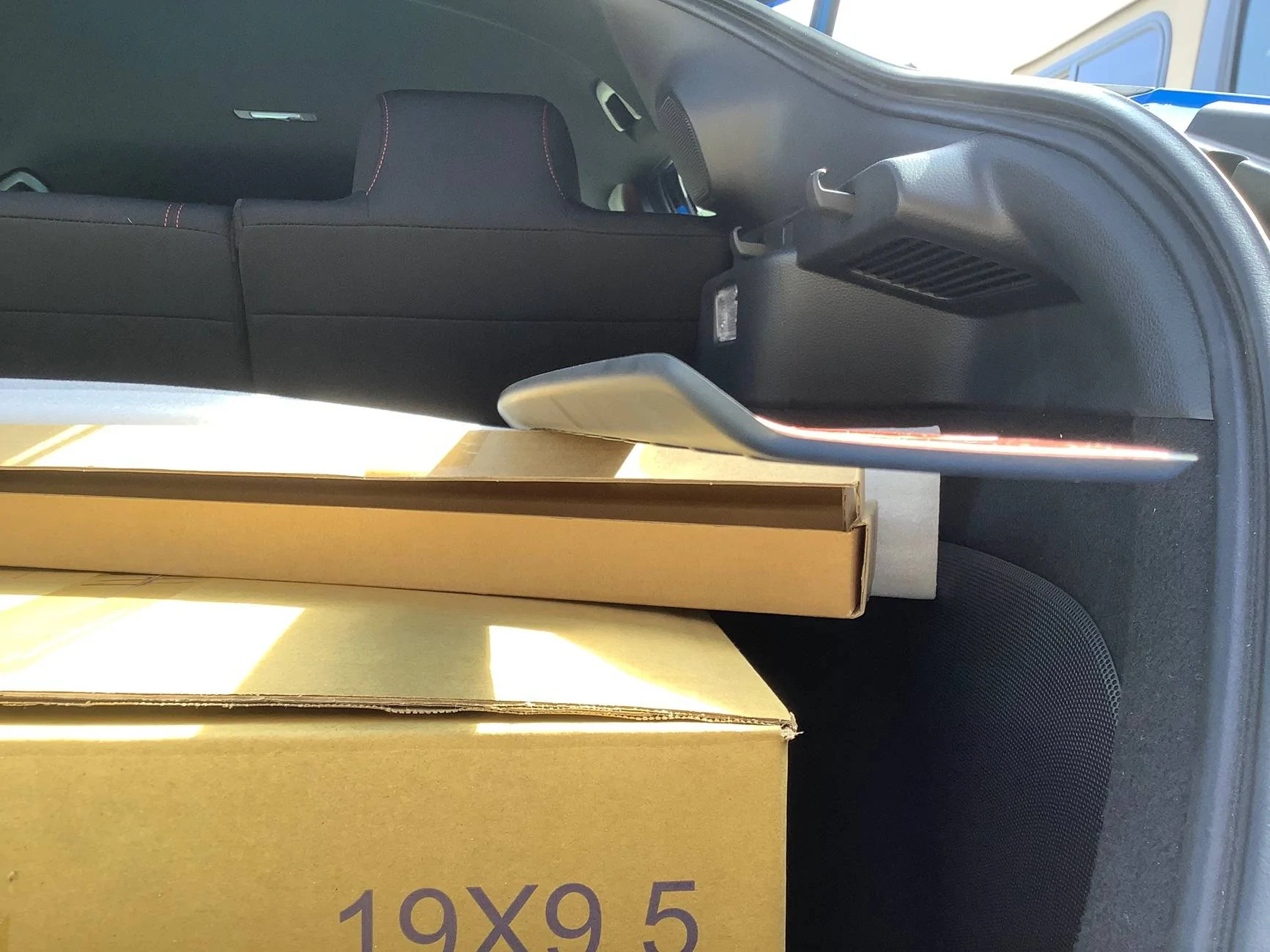 11th Gen Honda Civic Question about the OEM rear bumper protector for the FL5. IMG_0525