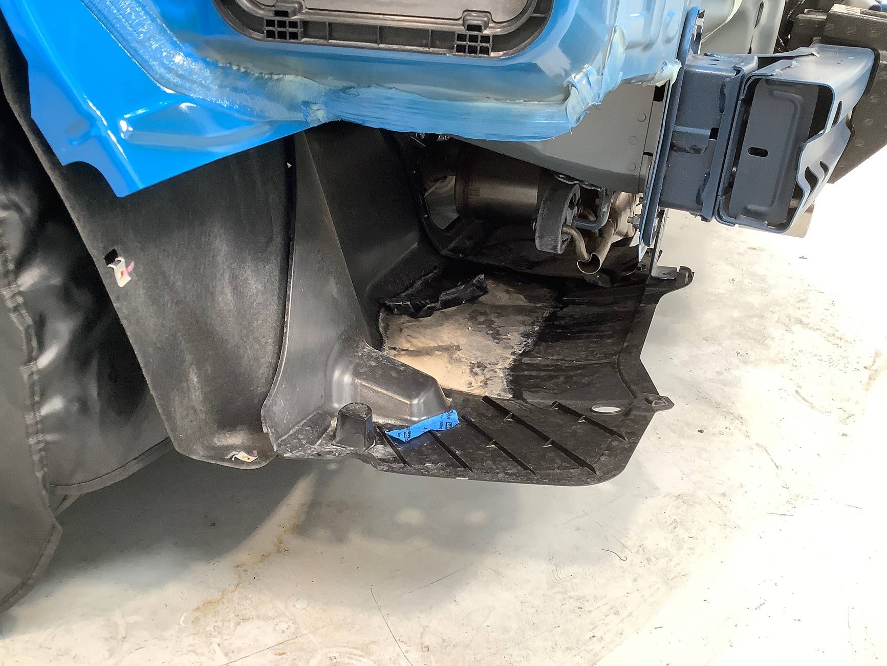 11th Gen Honda Civic FL5 Rear Undercarriage Floor collecting dirt.  No place to drain? IMG_0562