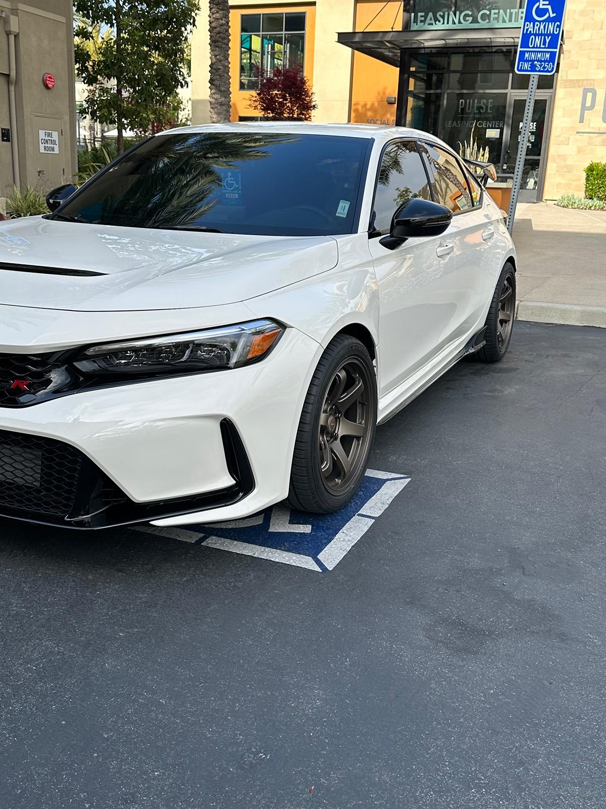 11th Gen Honda Civic $1000 only -Super speed Wheels / Michelin Pilot Sport Tires IMG_0631