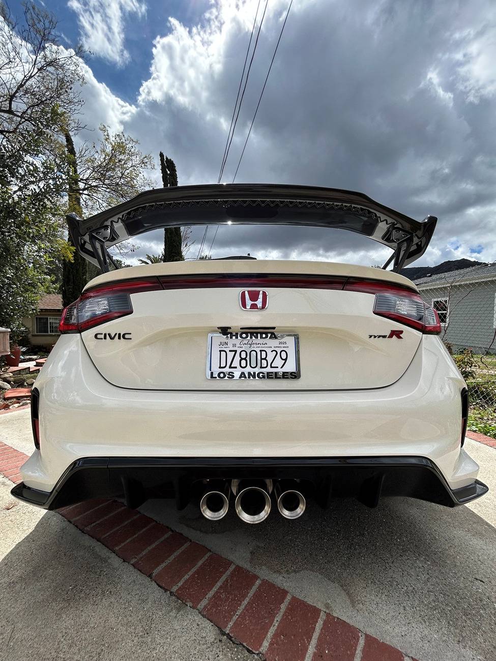 11th Gen Honda Civic Looking for fl5 oem carbon wing IMG_0713