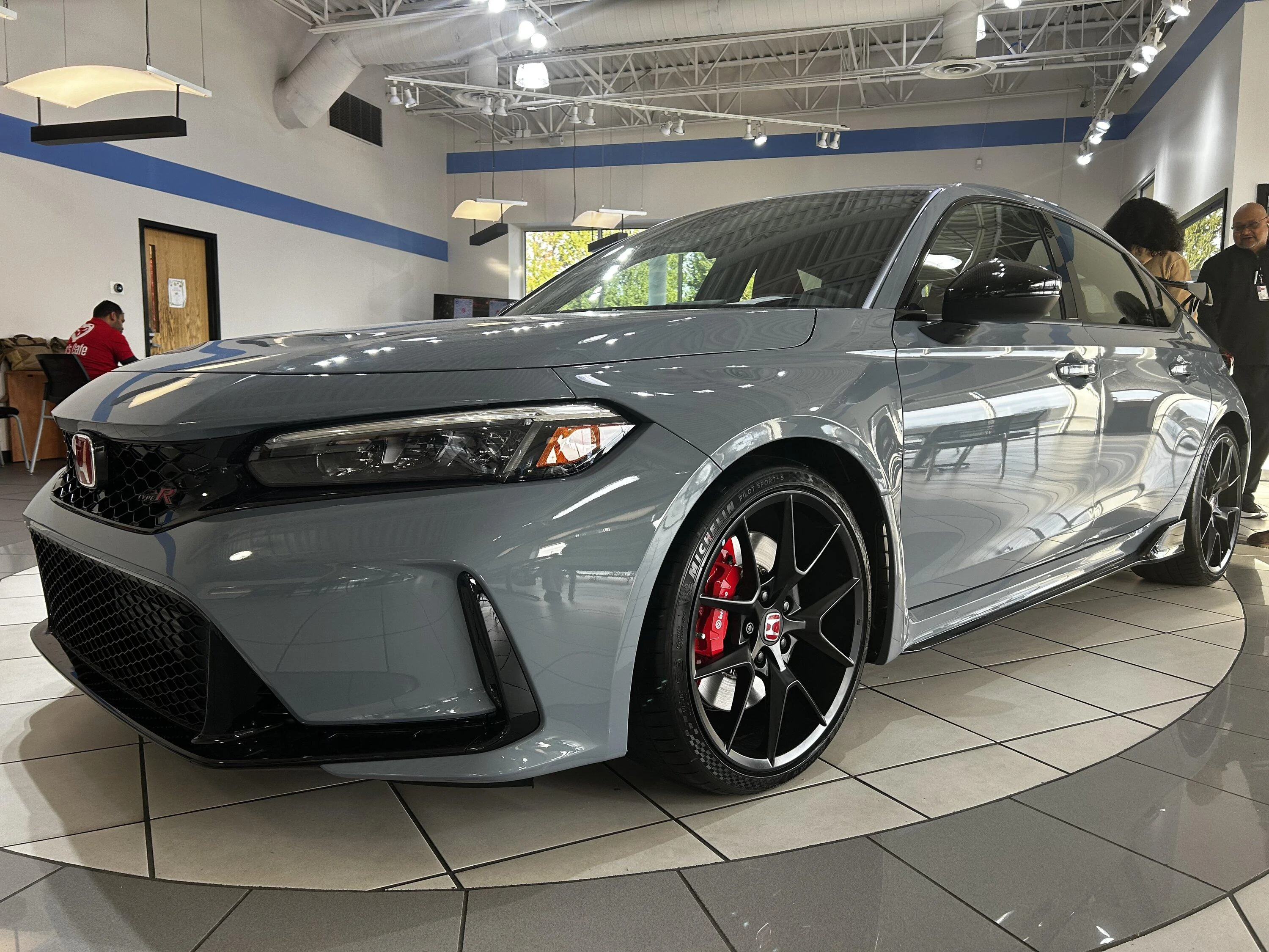 11th Gen Honda Civic Type R owner age? IMG_0754