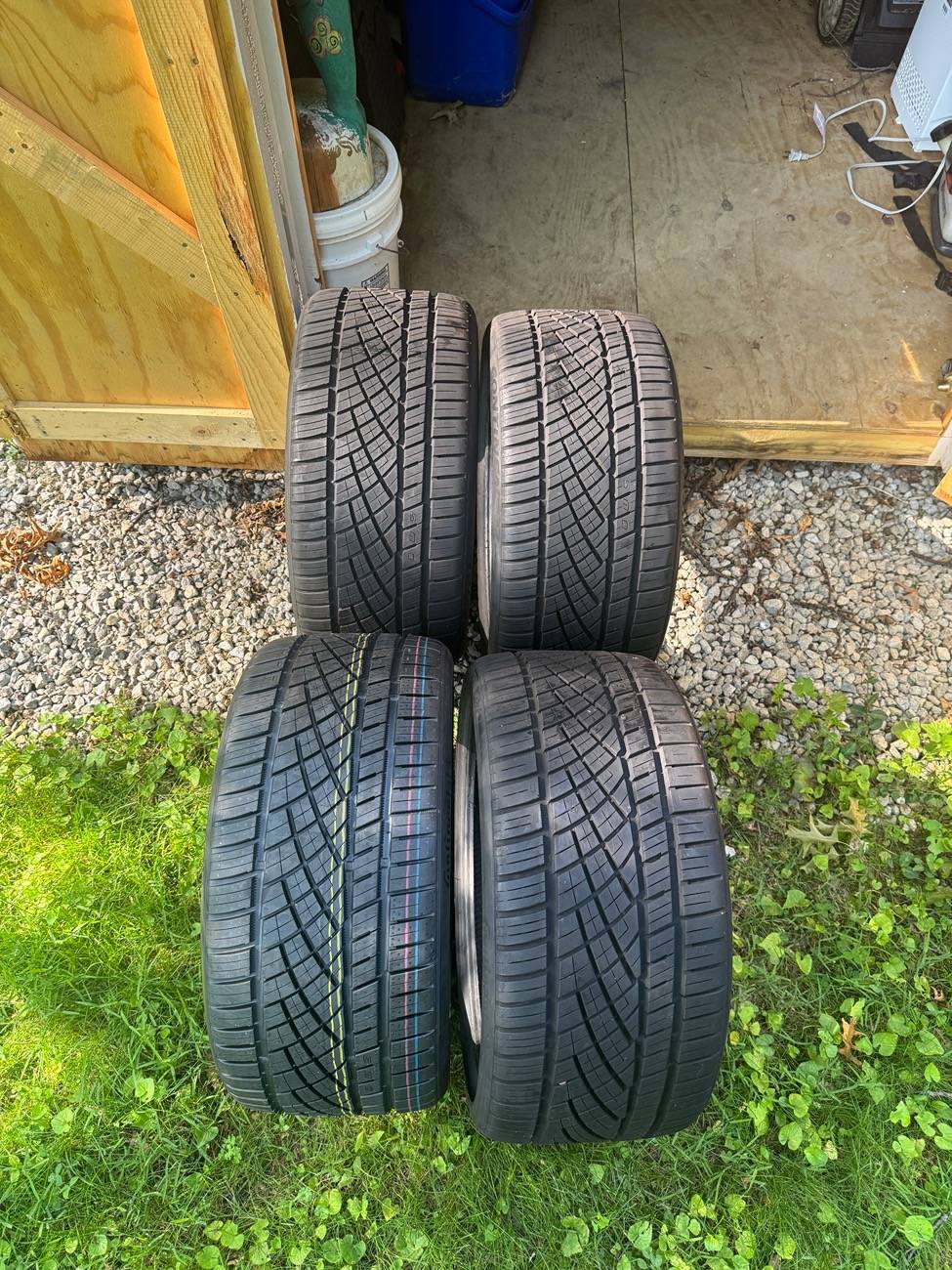 11th Gen Honda Civic FS - WedsSport TC105X (18x9.5 +45 w/ RE71RS), Tires (Conti DWS06+ 265/30/19), Modern Spares kit IMG_0832