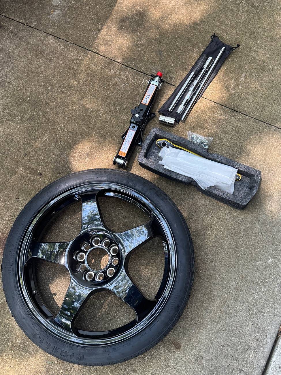 11th Gen Honda Civic FS - WedsSport TC105X (18x9.5 +45 w/ RE71RS), Tires (Conti DWS06+ 265/30/19), Modern Spares kit IMG_0918