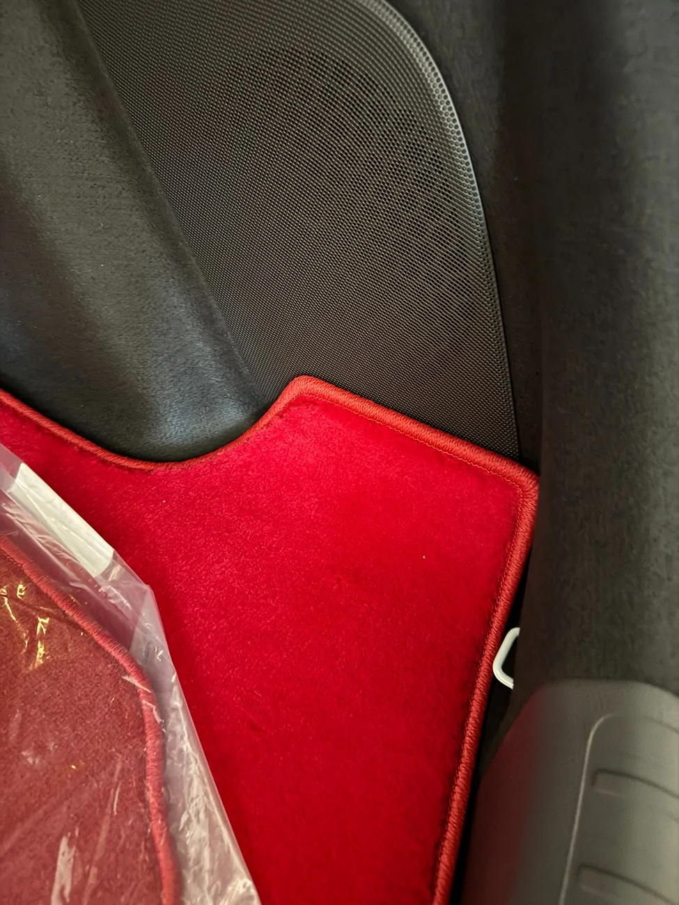 11th Gen Honda Civic Carpet trunk mat? IMG_1070