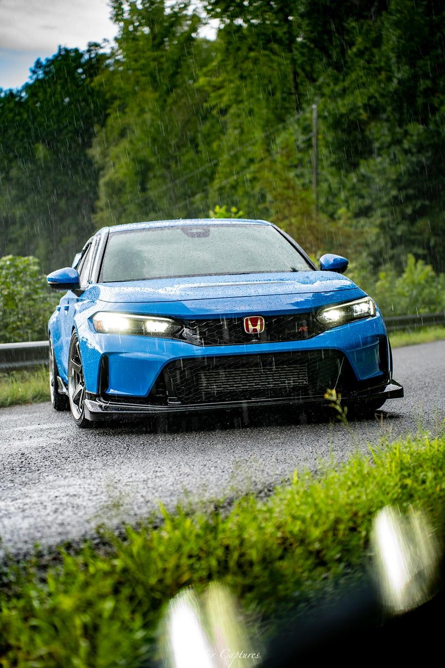 11th Gen Honda Civic Official BOOST BLUE FL5 Type R Photos Thread IMG_1071.JPG