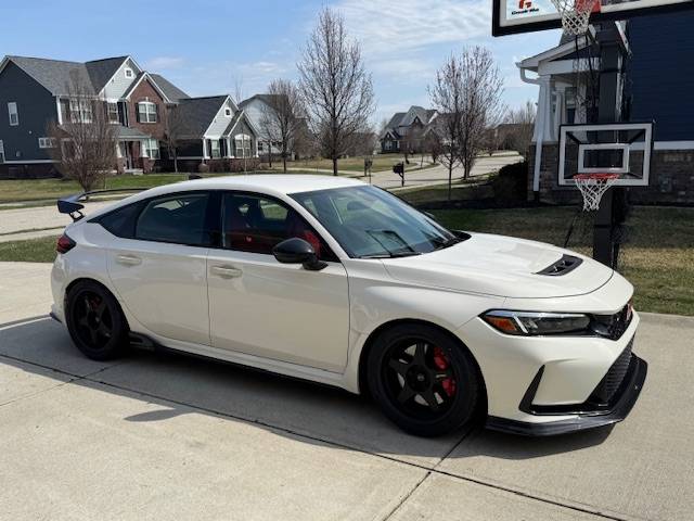 11th Gen Honda Civic 2024 CW Type R For Sale (SPOON BUILD) - 1,500 MILES - INDIANA IMG_1208