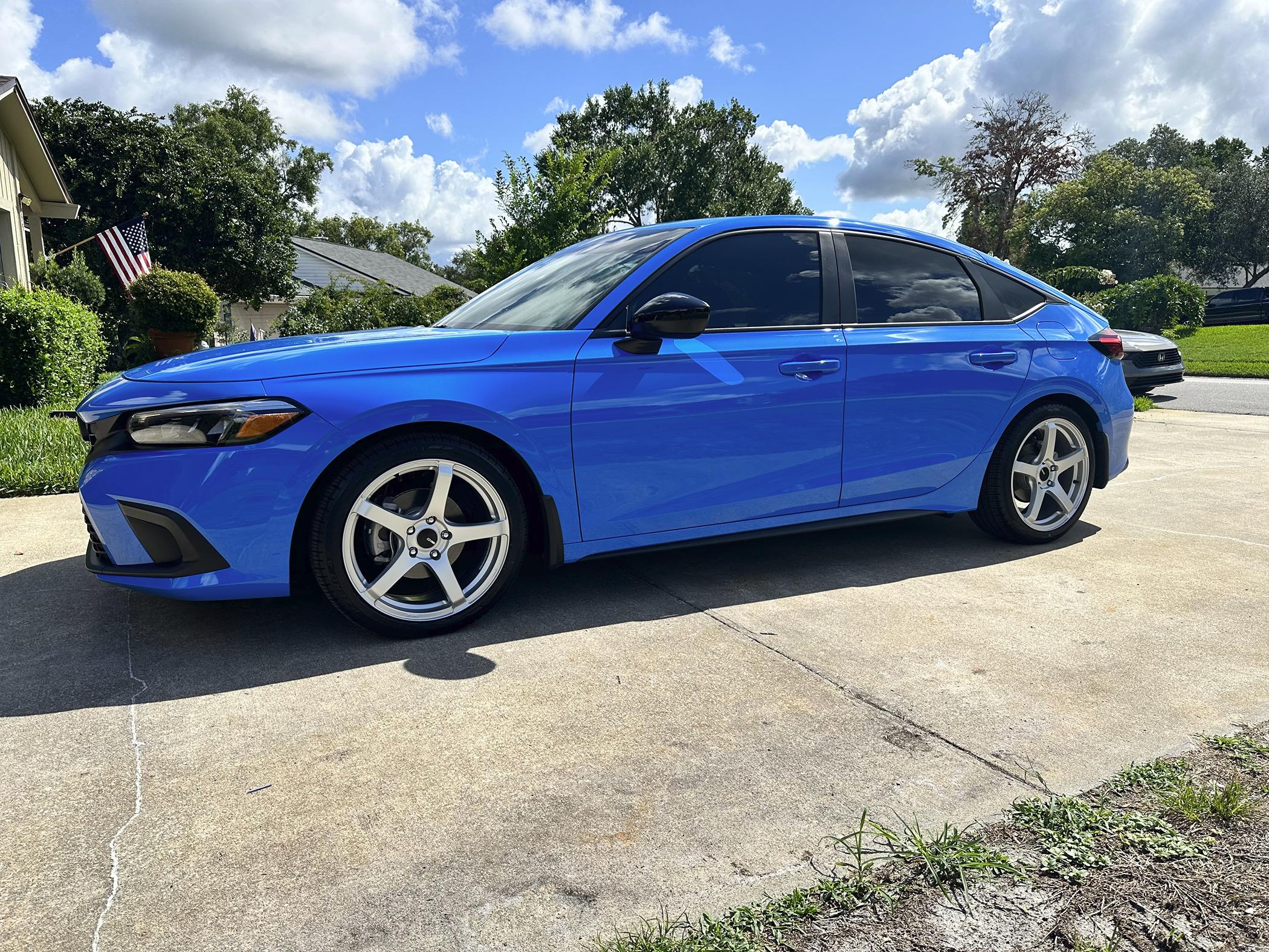 11th Gen Honda Civic New wheels and tires IMG_1260.JPG