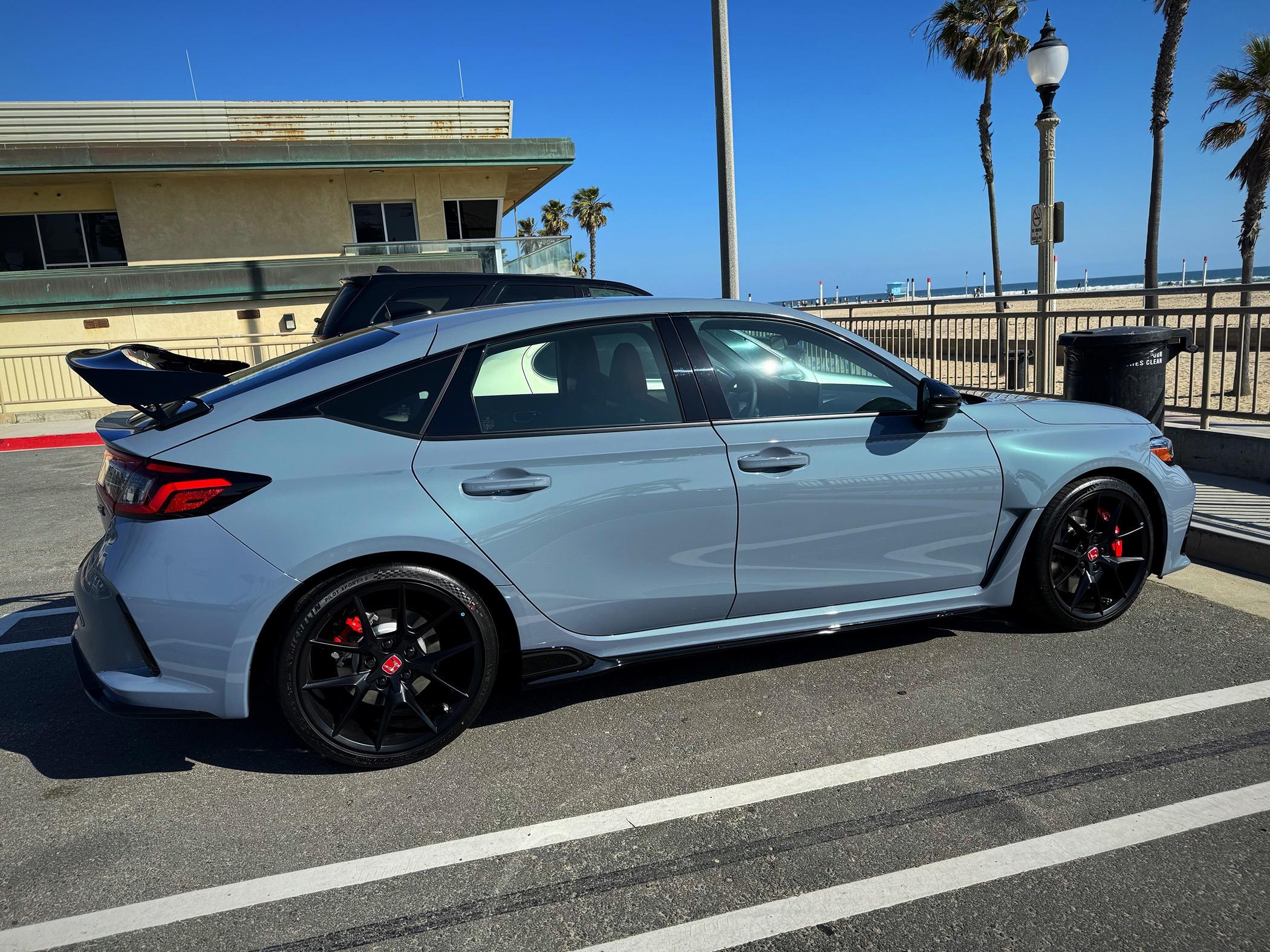 11th Gen Honda Civic Post your new 2023+ FL5 IMG_1521