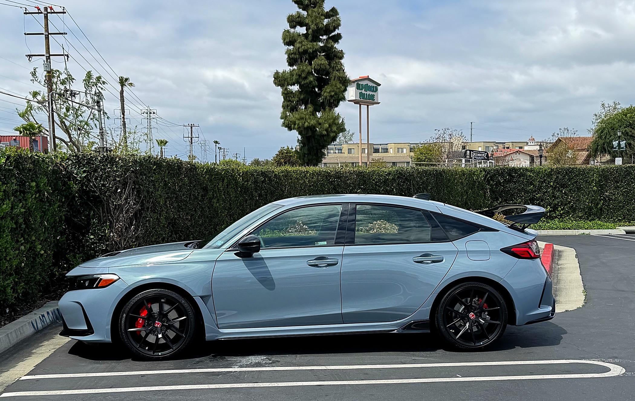 11th Gen Honda Civic What did you do to your FL5 today? IMG_1559