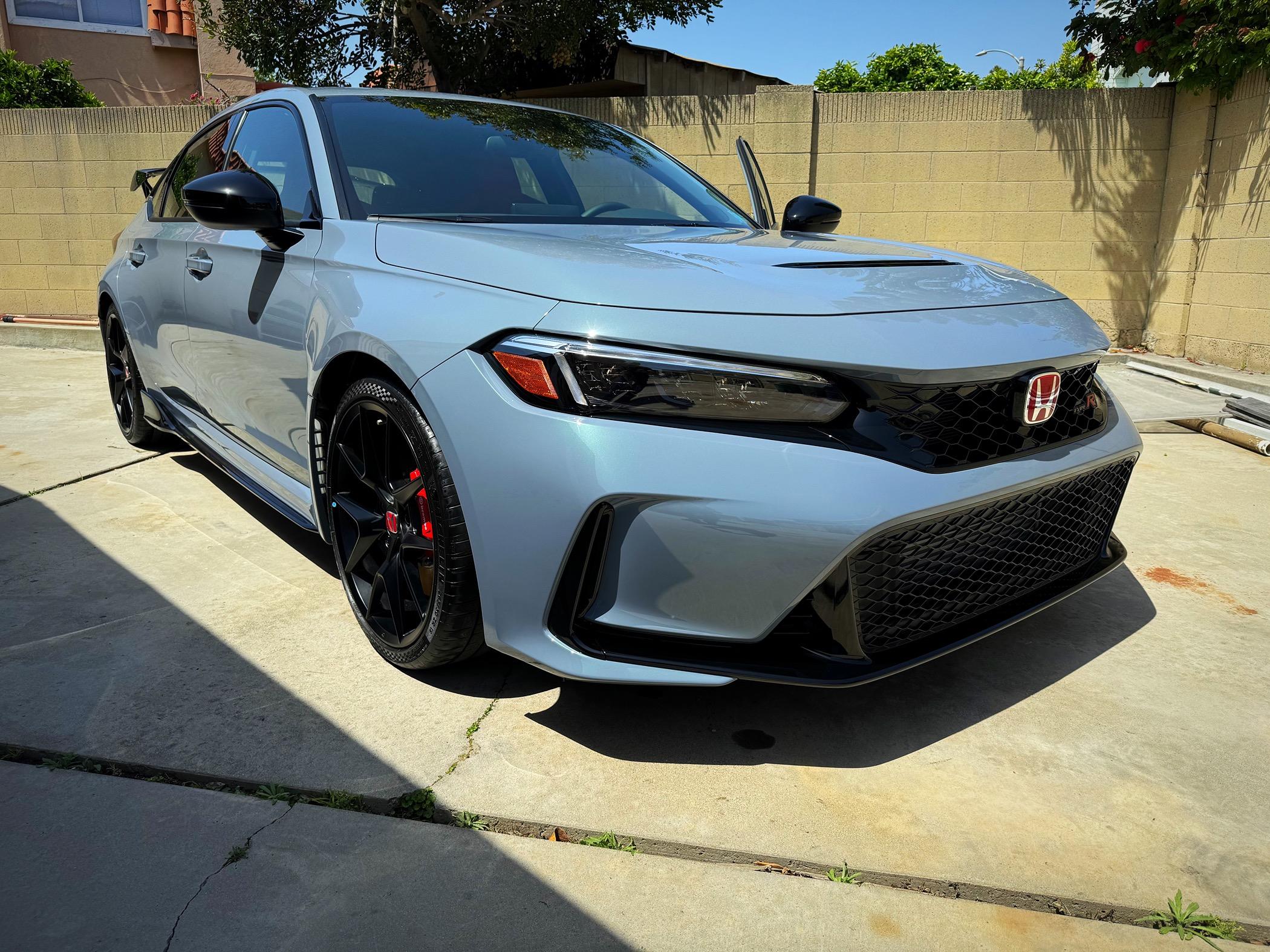 11th Gen Honda Civic What did you do to your FL5 today? IMG_1640