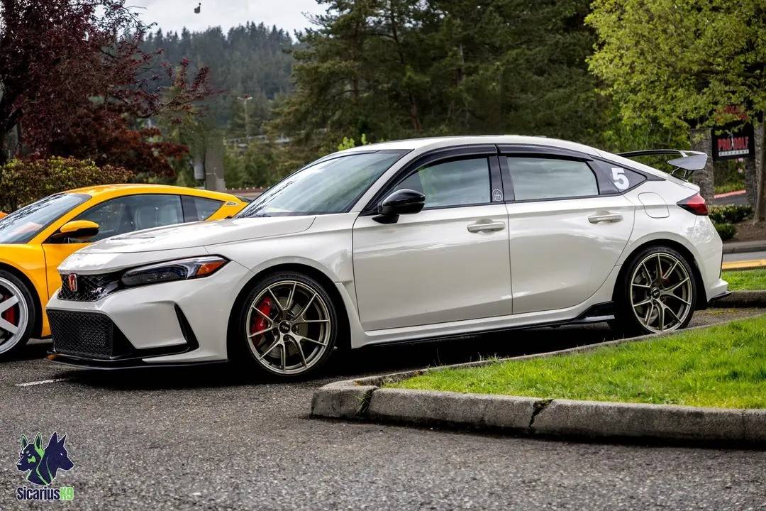 11th Gen Honda Civic ► Official APEX Wheels Showroom Gallery img_1_1746327869732~3