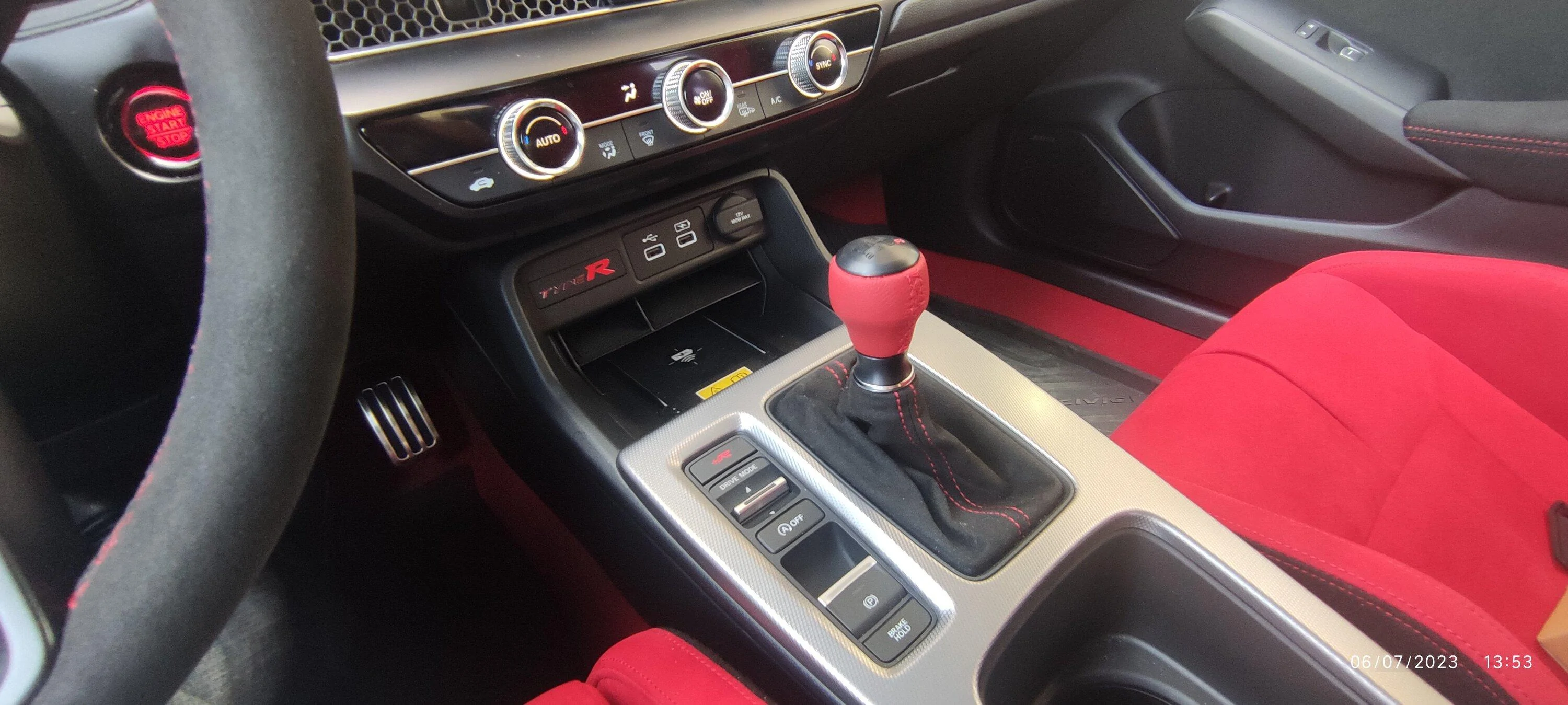 11th Gen Honda Civic Honda Alcantara Suede Steering wheel and Red shifter worth it? IMG_20230706_135310