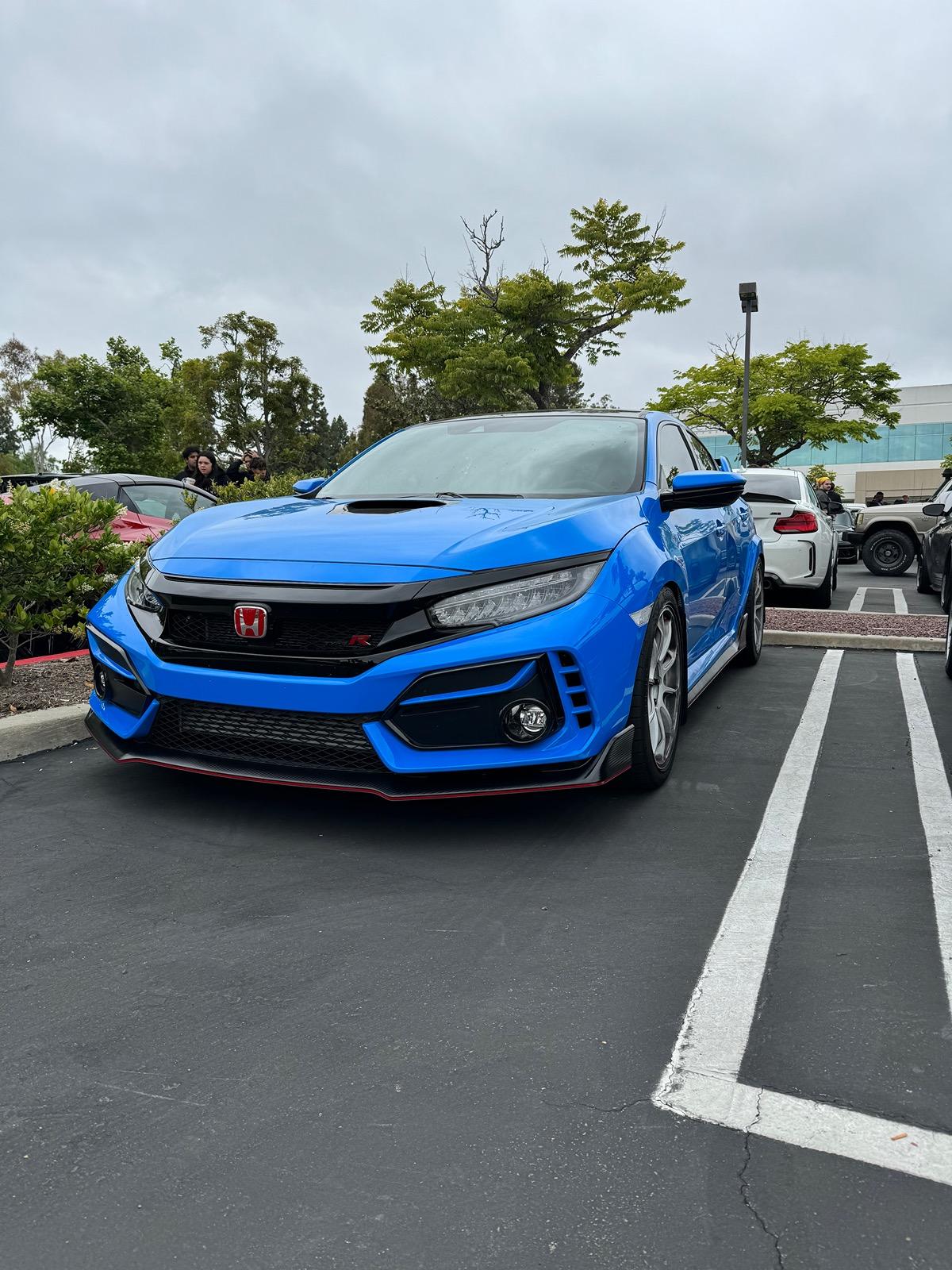 11th Gen Honda Civic What did you do to your FL5 today? IMG_2047