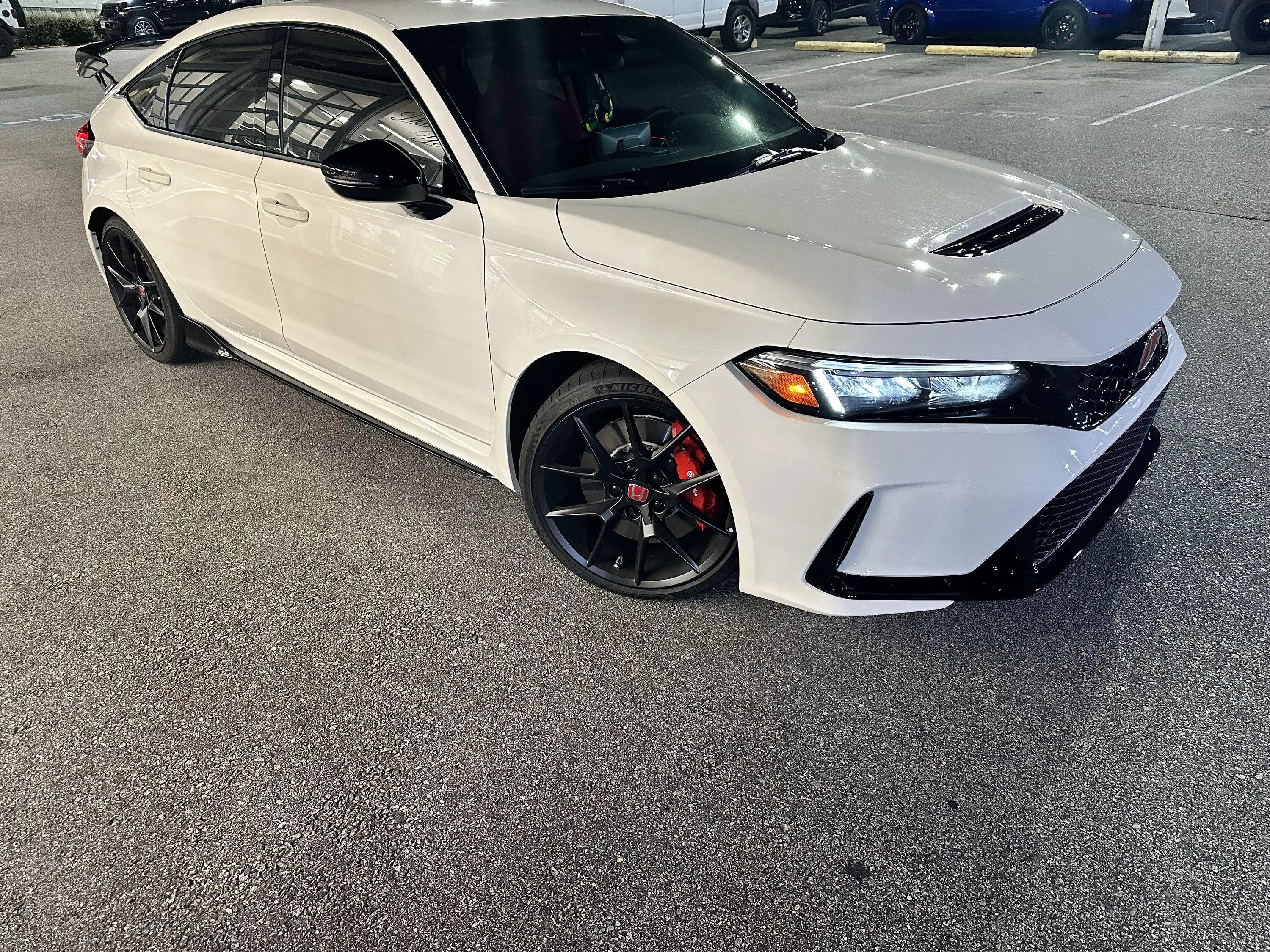 11th Gen Honda Civic Official CHAMPIONSHIP WHITE FL5 Type R Photos Thread IMG_2084