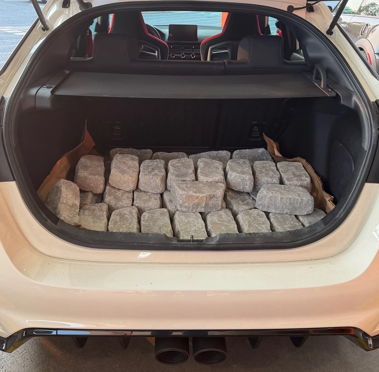 11th Gen Honda Civic What did you haul in your Type R today? IMG_2126