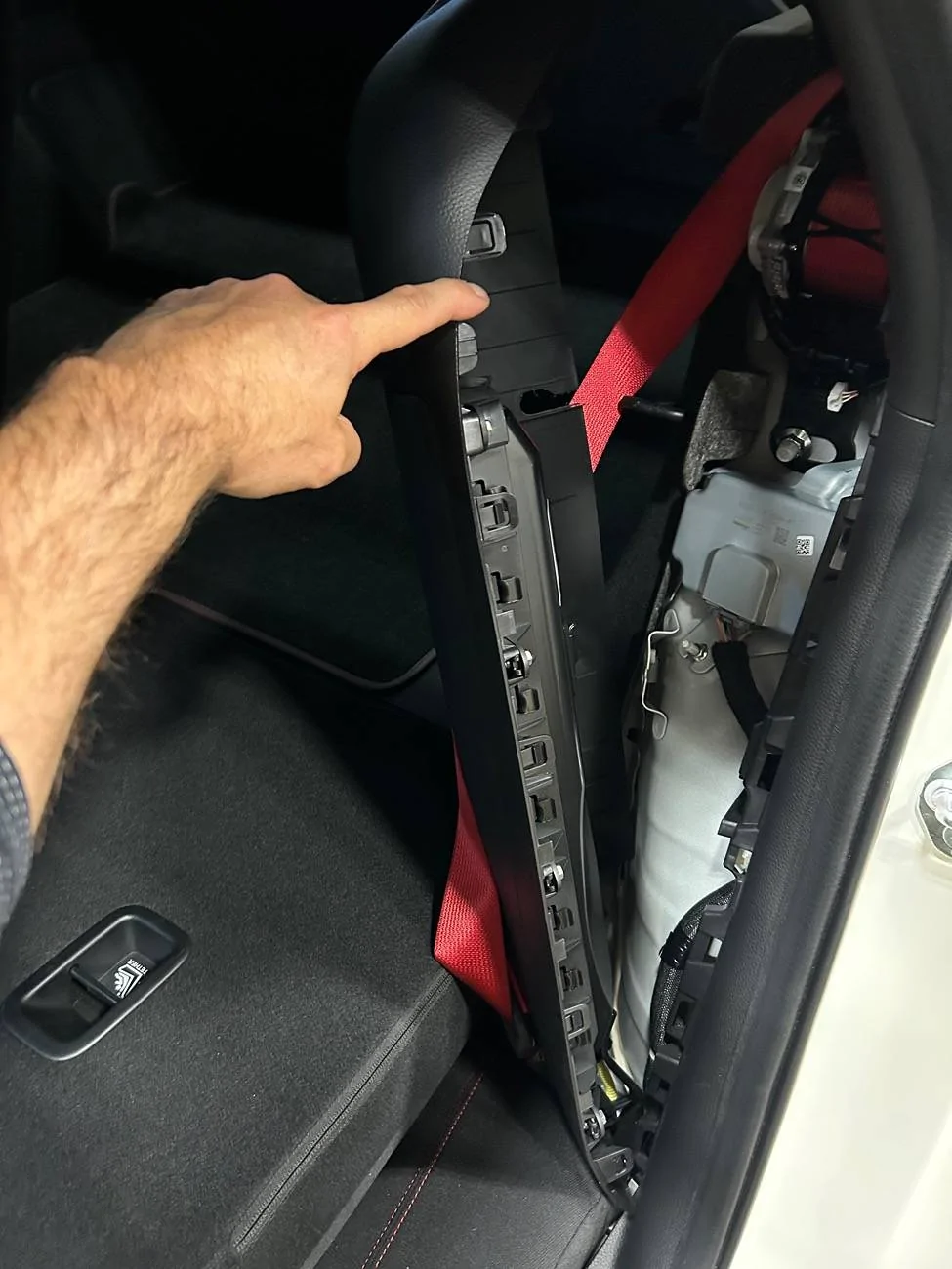 11th Gen Honda Civic What did you do to your FL5 today? IMG_2183