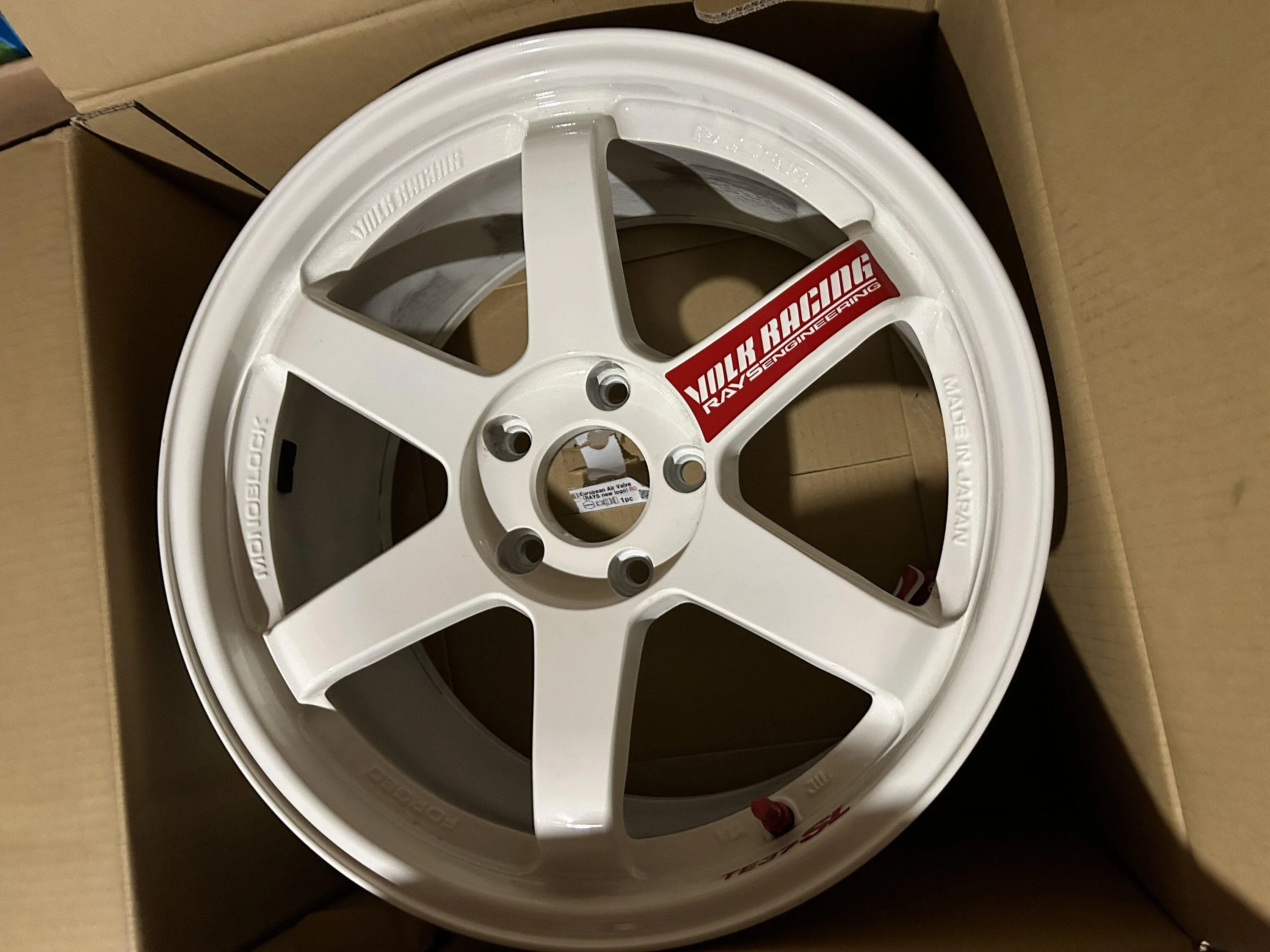 11th Gen Honda Civic TE-37 saga SL white 18” IMG_2377
