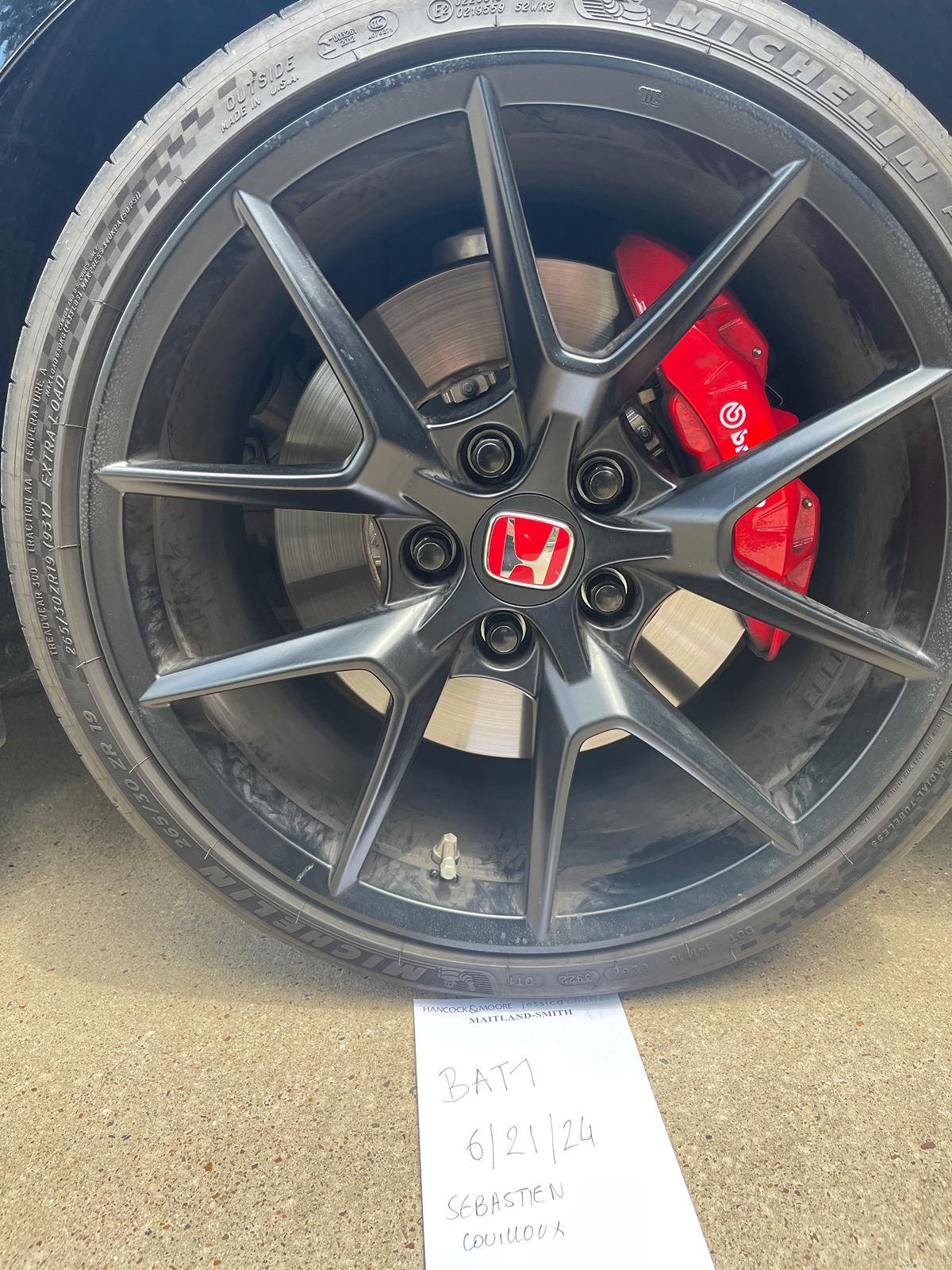 11th Gen Honda Civic { SOLD } OEM WHEELS & TIRES FOR SALE IMG_2614