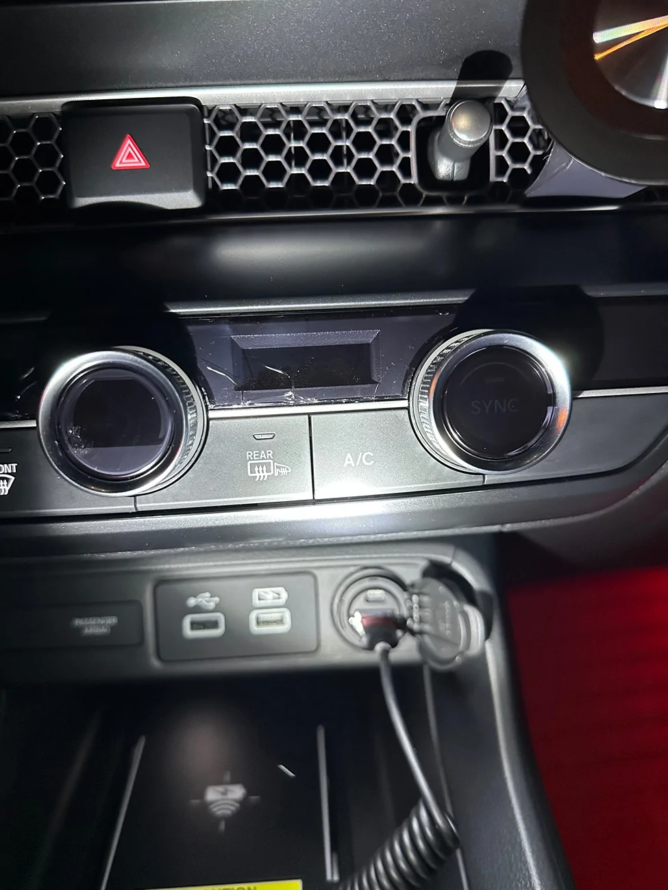 11th Gen Honda Civic AC screen problem IMG_2619