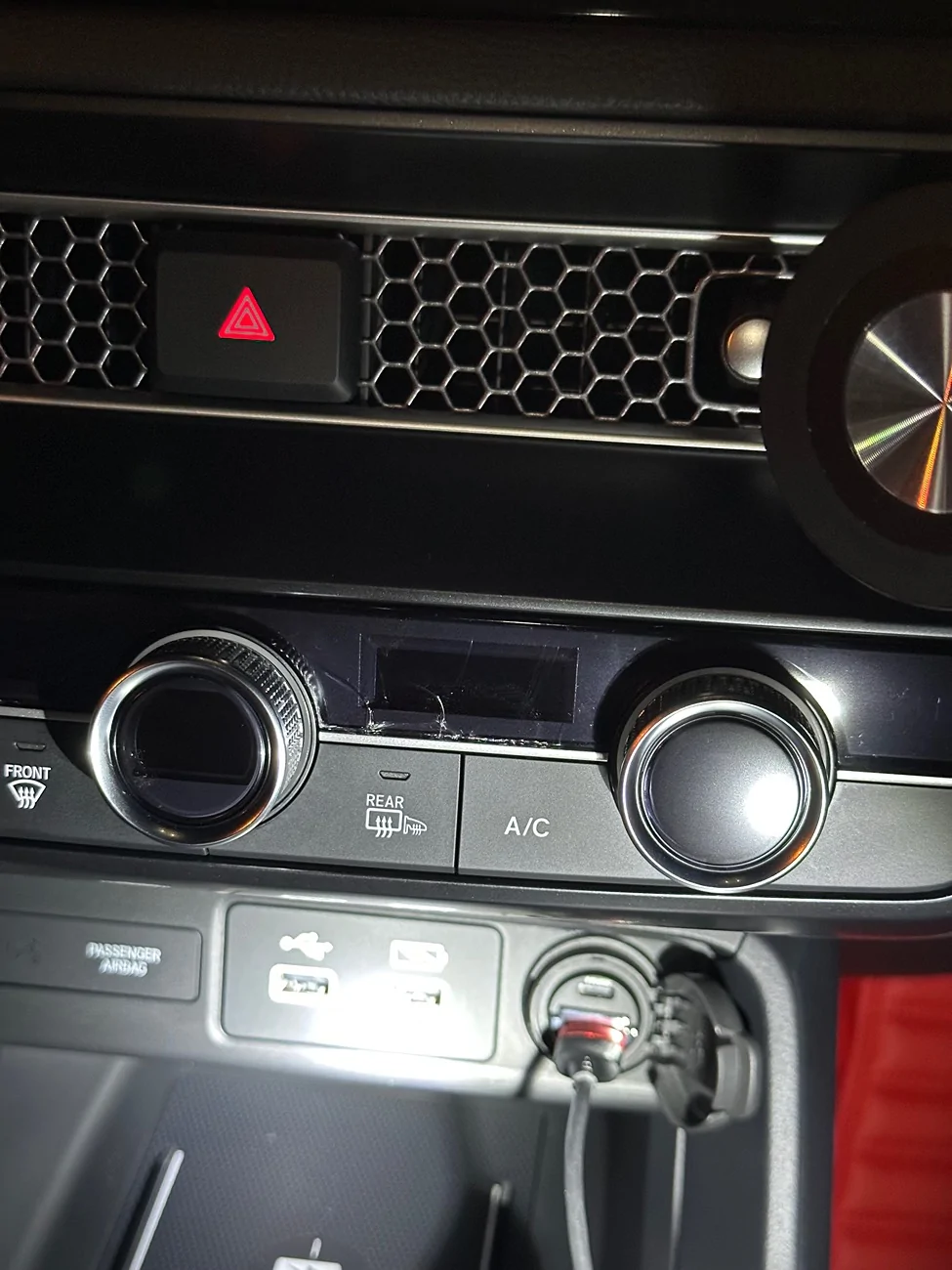 11th Gen Honda Civic AC screen problem IMG_2625