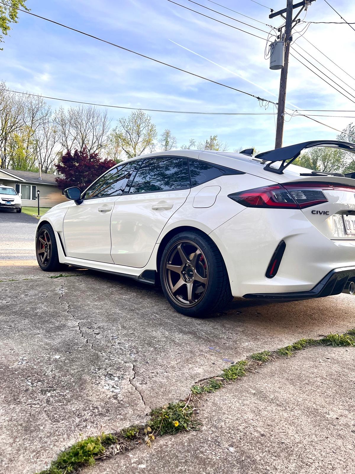 11th Gen Honda Civic Official CHAMPIONSHIP WHITE FL5 Type R Photos Thread IMG_2677