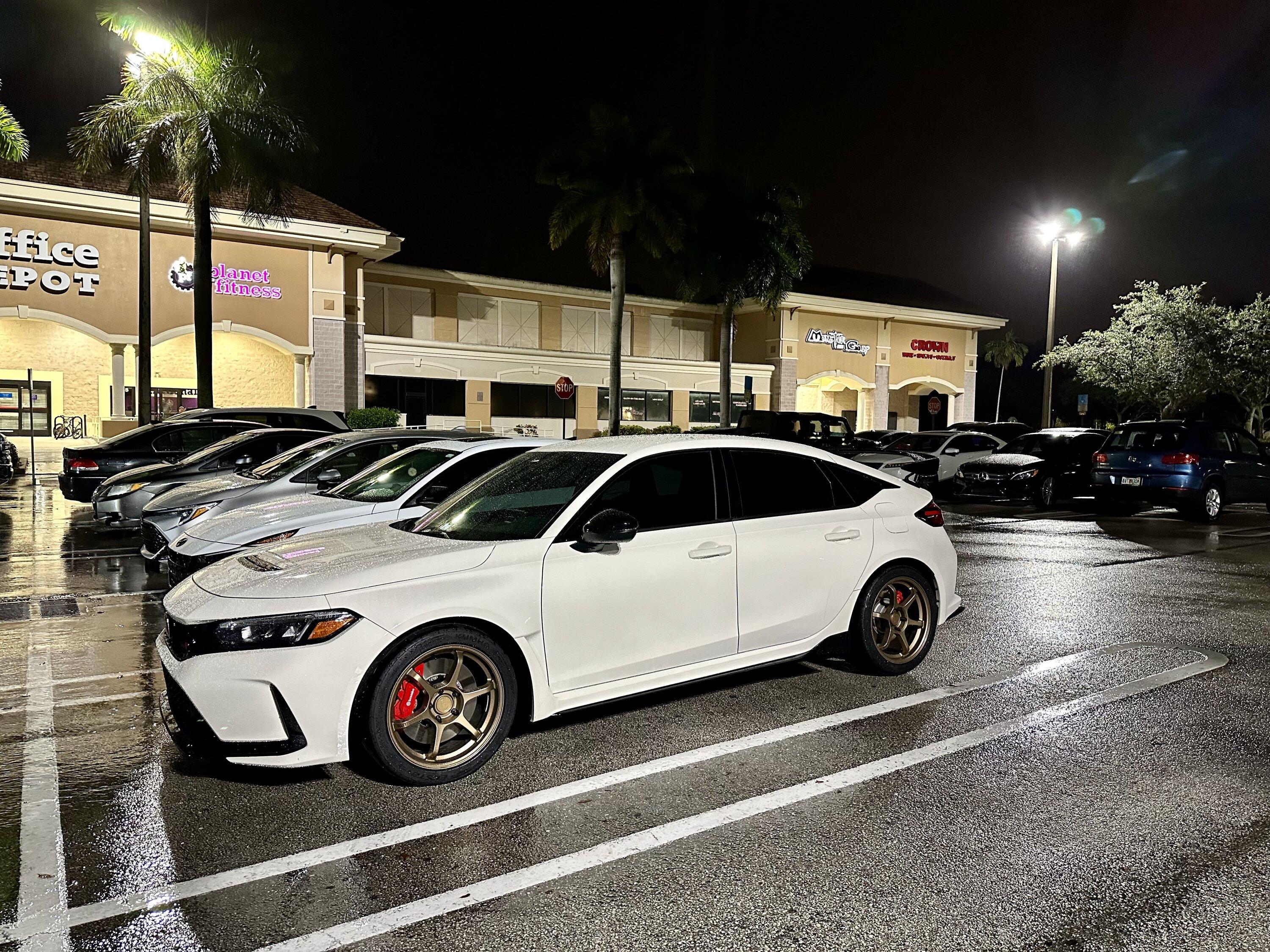 11th Gen Honda Civic What did you do to your FL5 today? IMG_2687