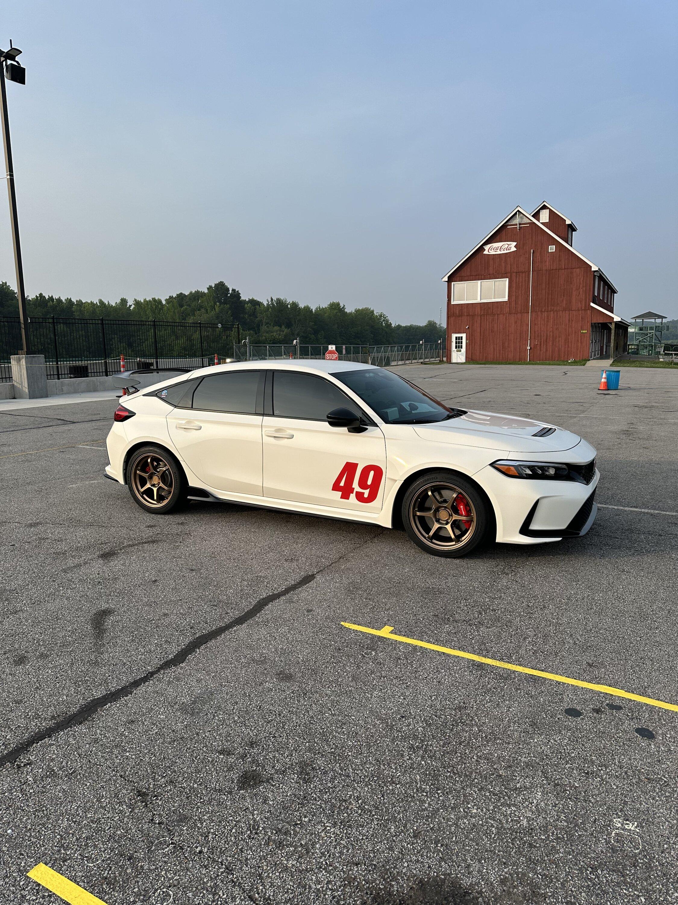 11th Gen Honda Civic What did you do to your FL5 today? IMG_2780