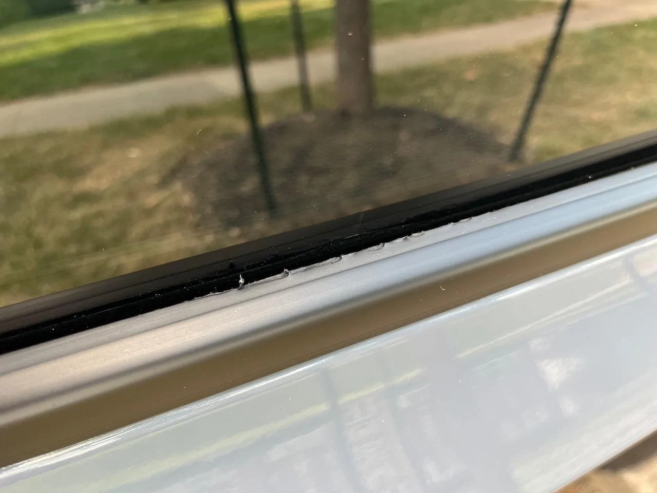 11th Gen Honda Civic Damage and other issues with tint install, how would you react? IMG_2864