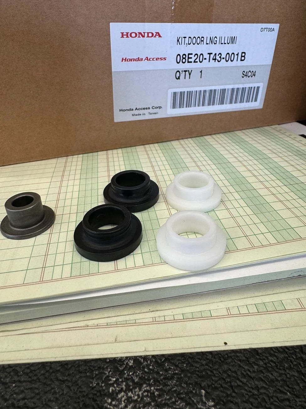 11th Gen Honda Civic Selling my RR Type R (parts sale) IMG_3110